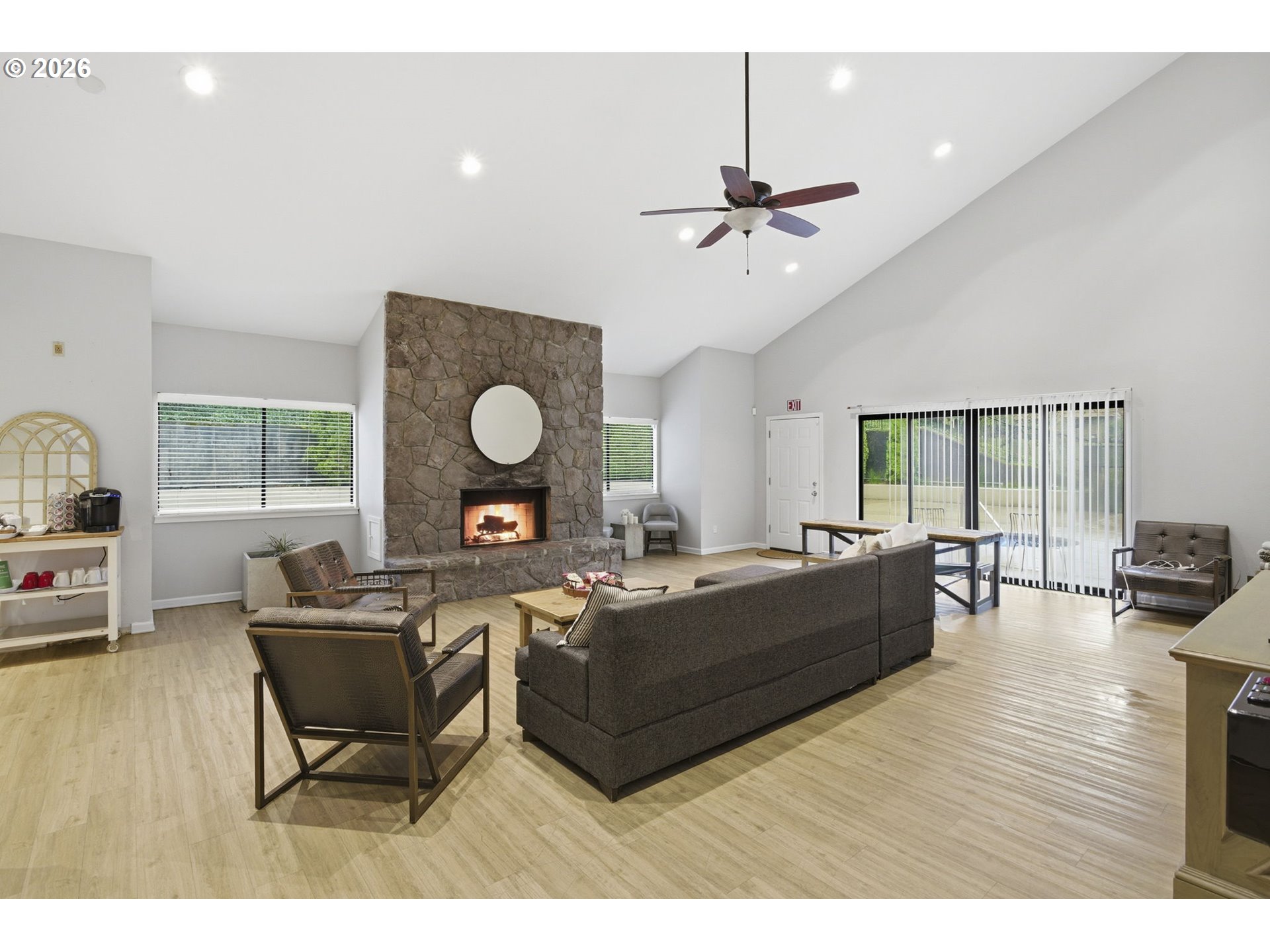 Photo #21: 337014076 Listing: Photo #21