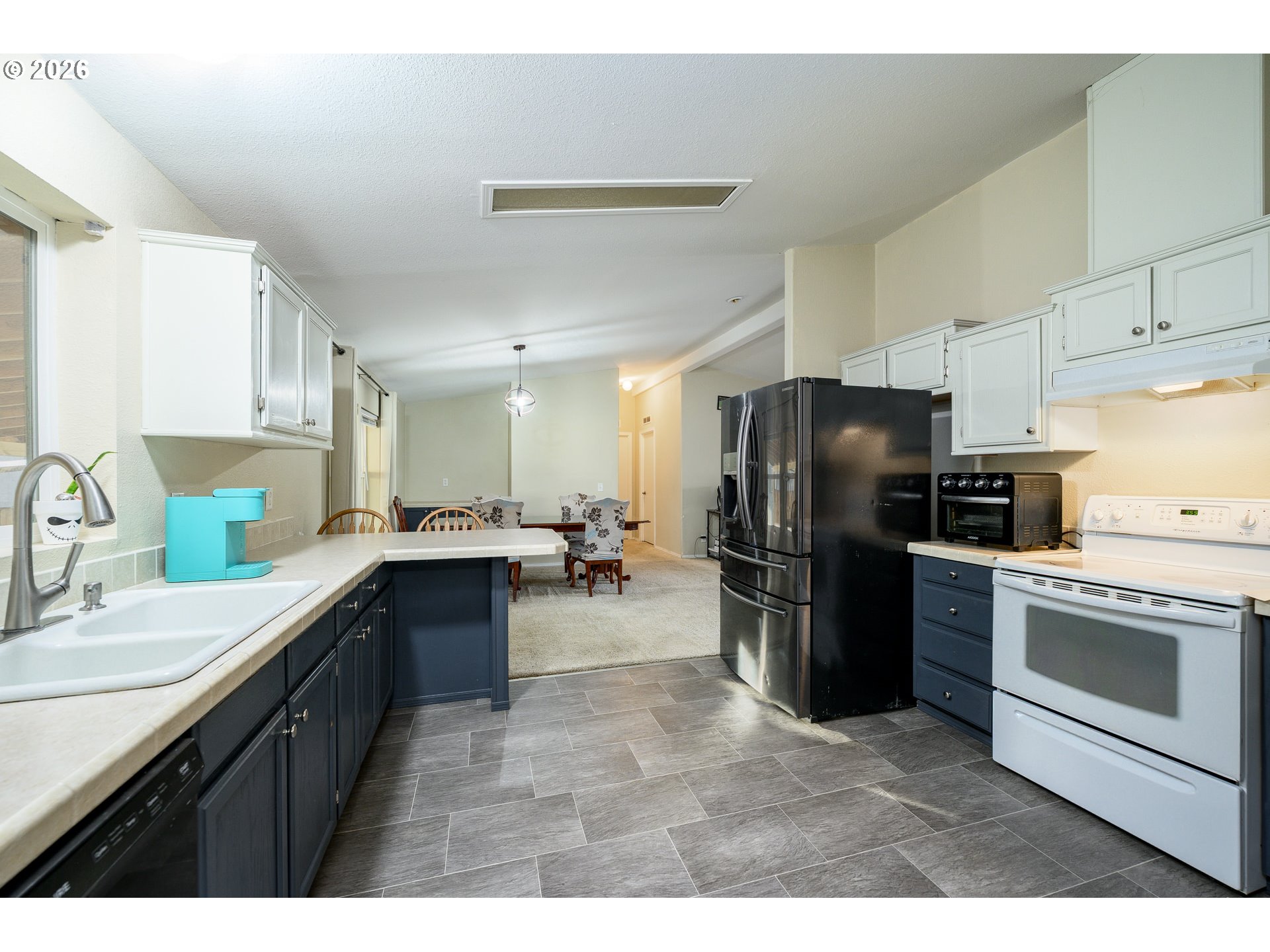 1282 E 3RD ST UNIT 83, Lafayette, OR, 97127