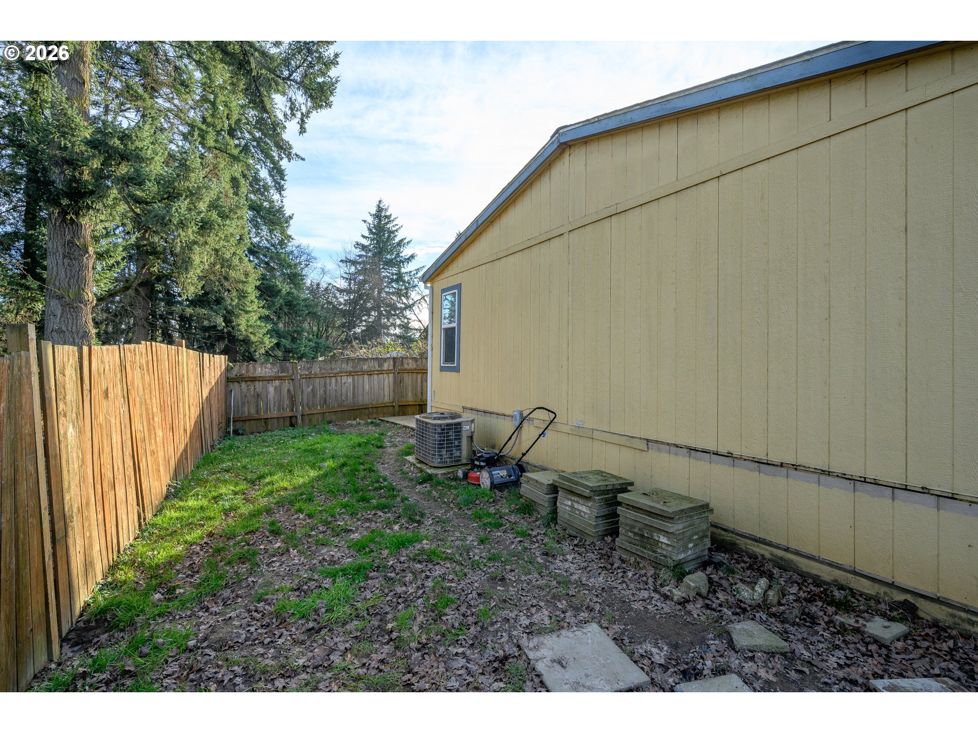 1282 E 3RD ST UNIT 83, Lafayette, OR, 97127