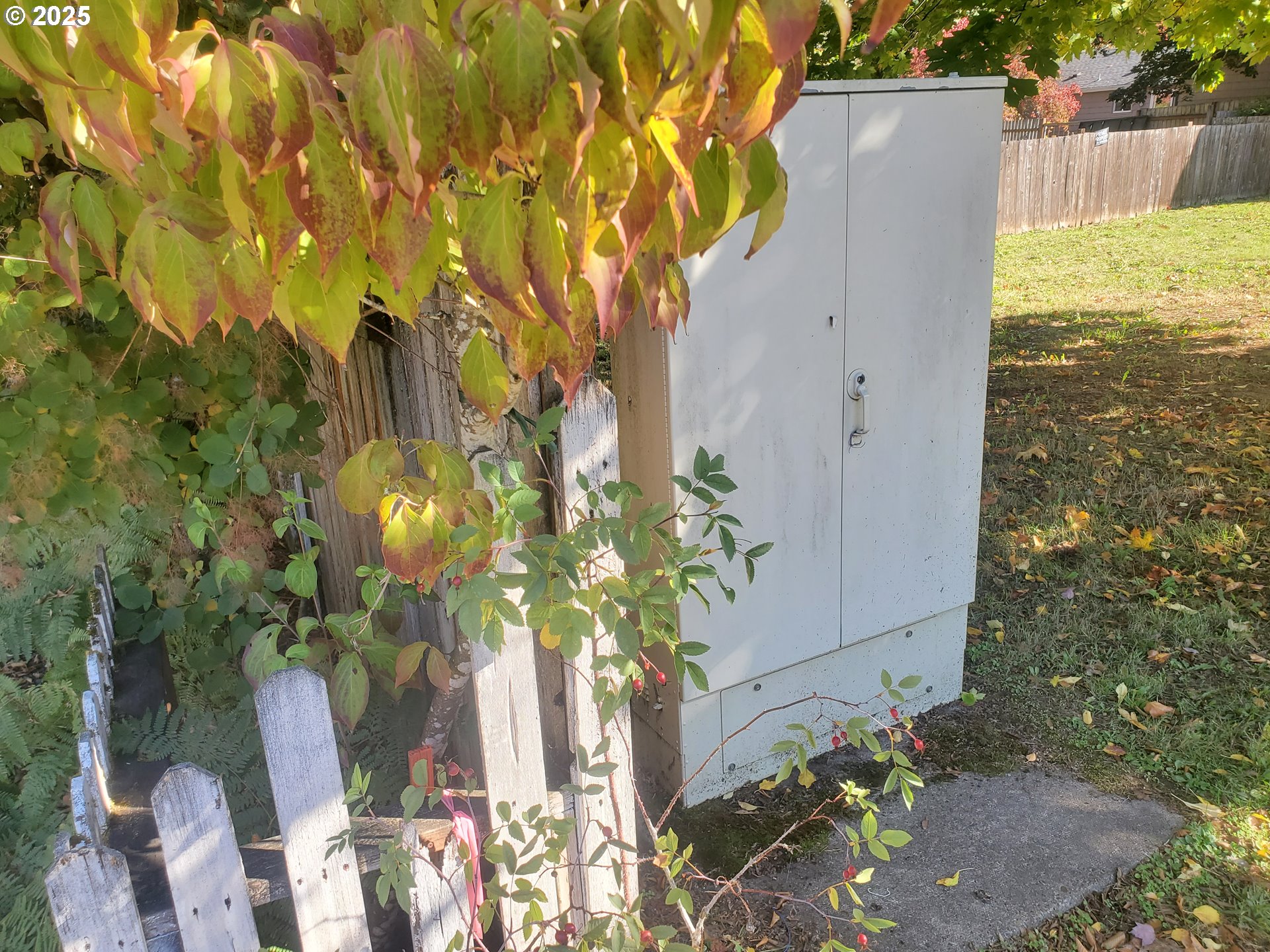 4th AVE, Veneta, OR, 97487