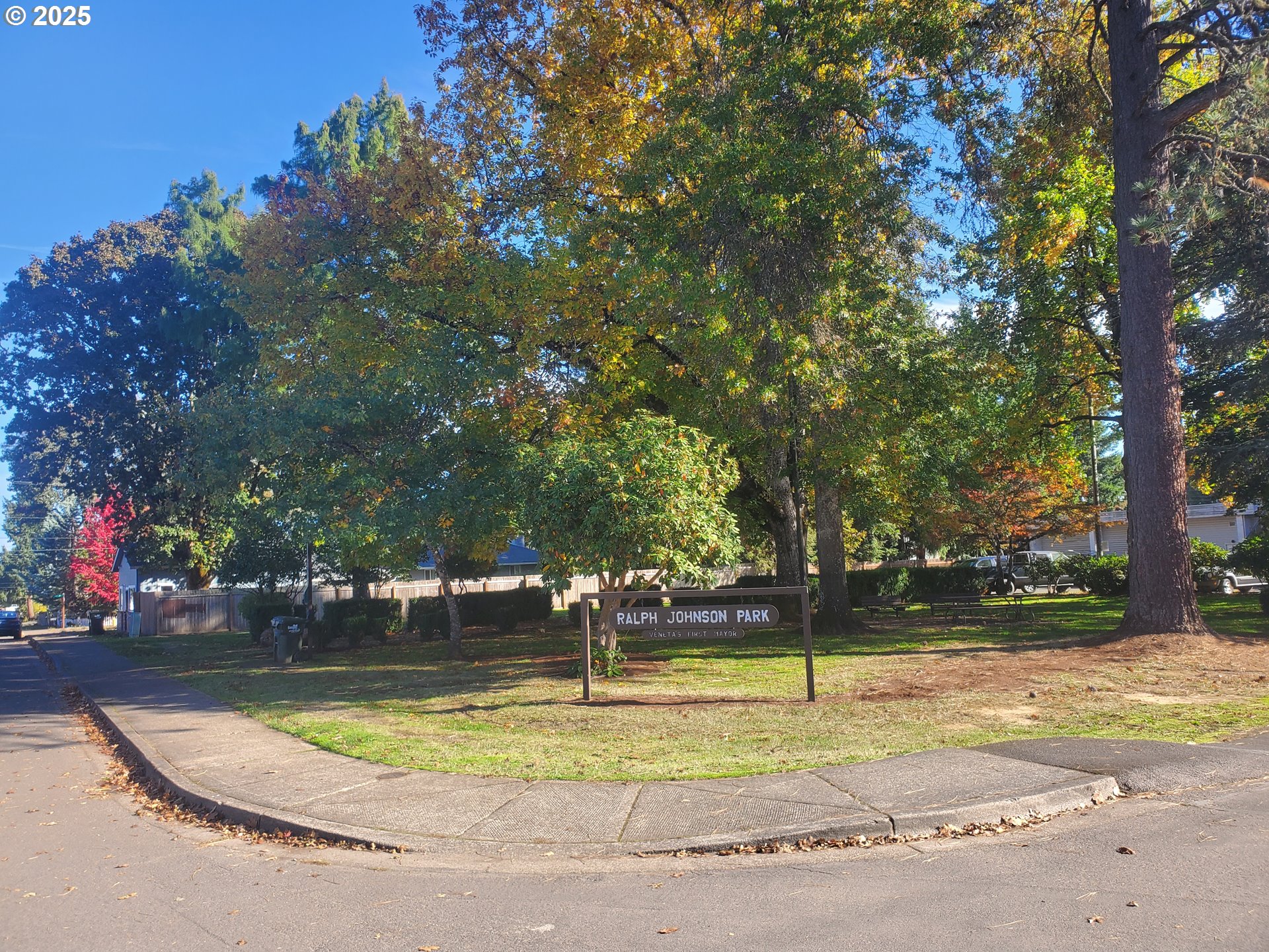 4th AVE, Veneta, OR, 97487