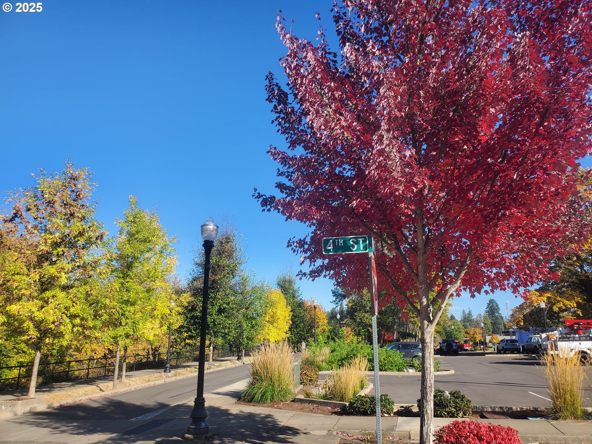 4th AVE, Veneta, OR, 97487