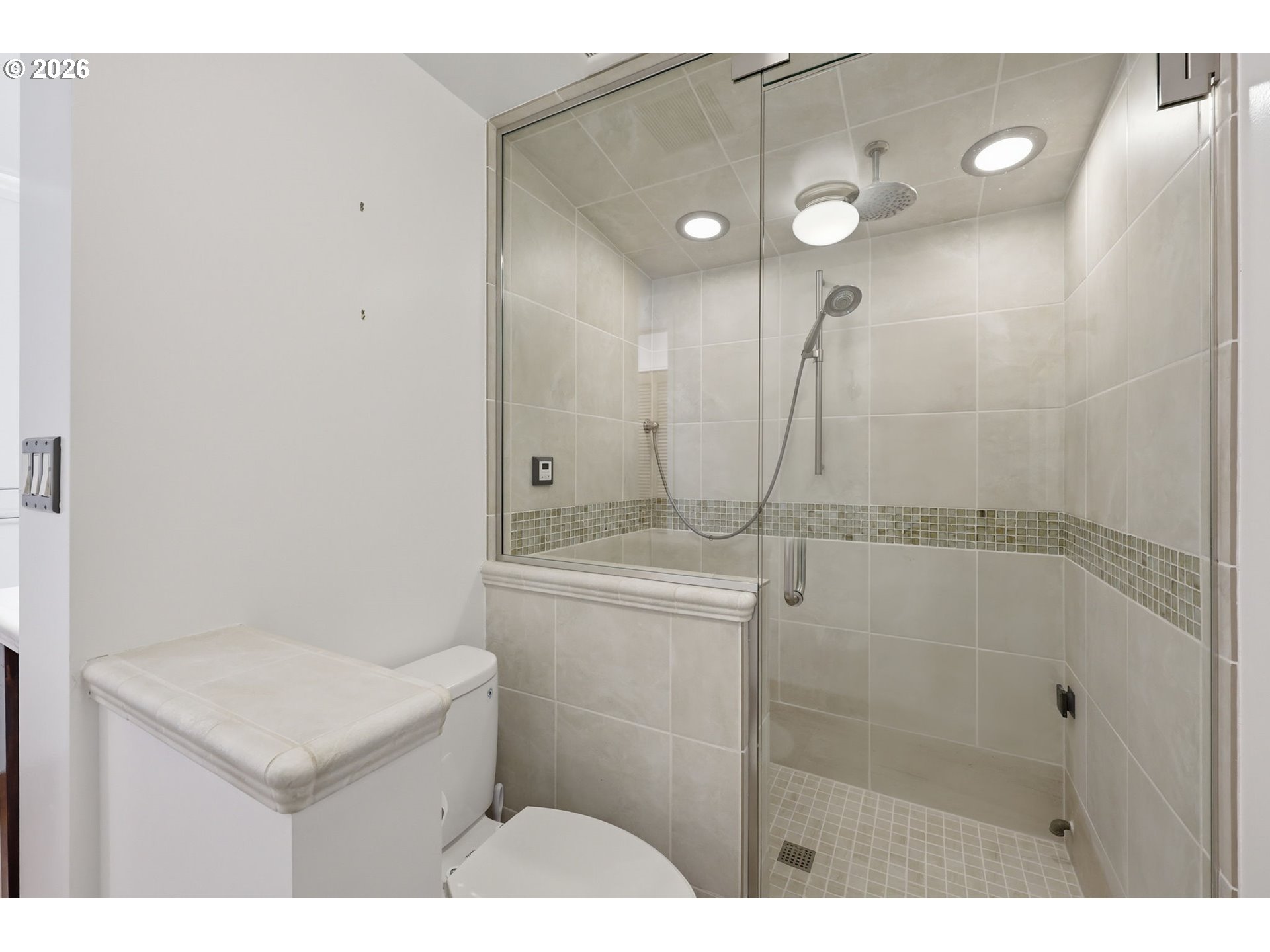 Photo #14: 338163433 Listing: Photo #14