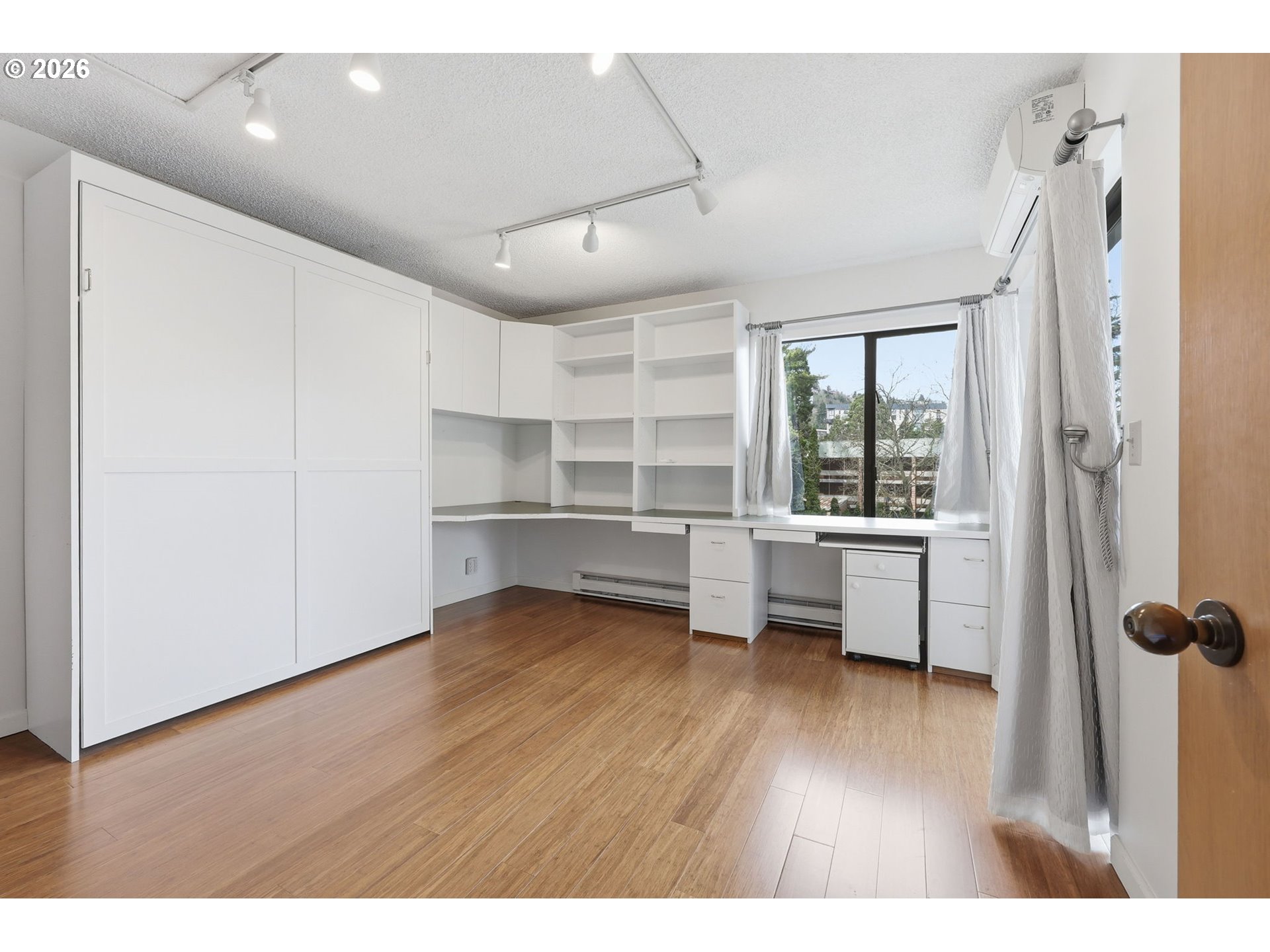 Photo #15: 338163433 Listing: Photo #15