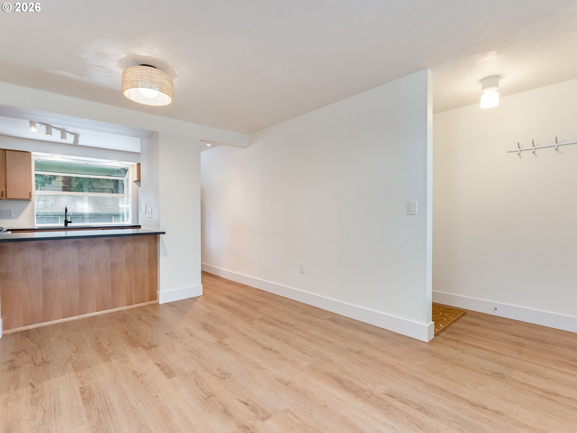 Photo #6: 338368111 Listing: Photo #6