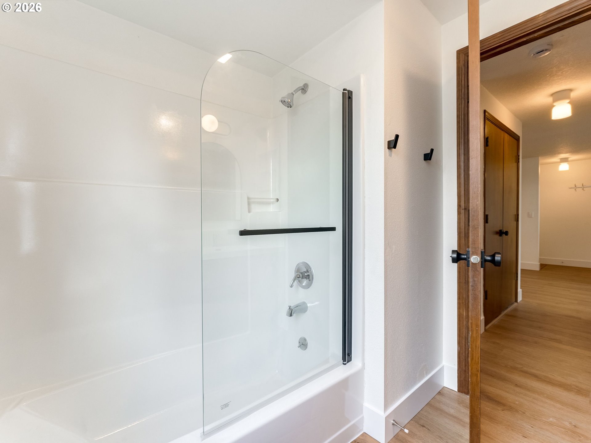 Photo #11: 338368111 Listing: Photo #11