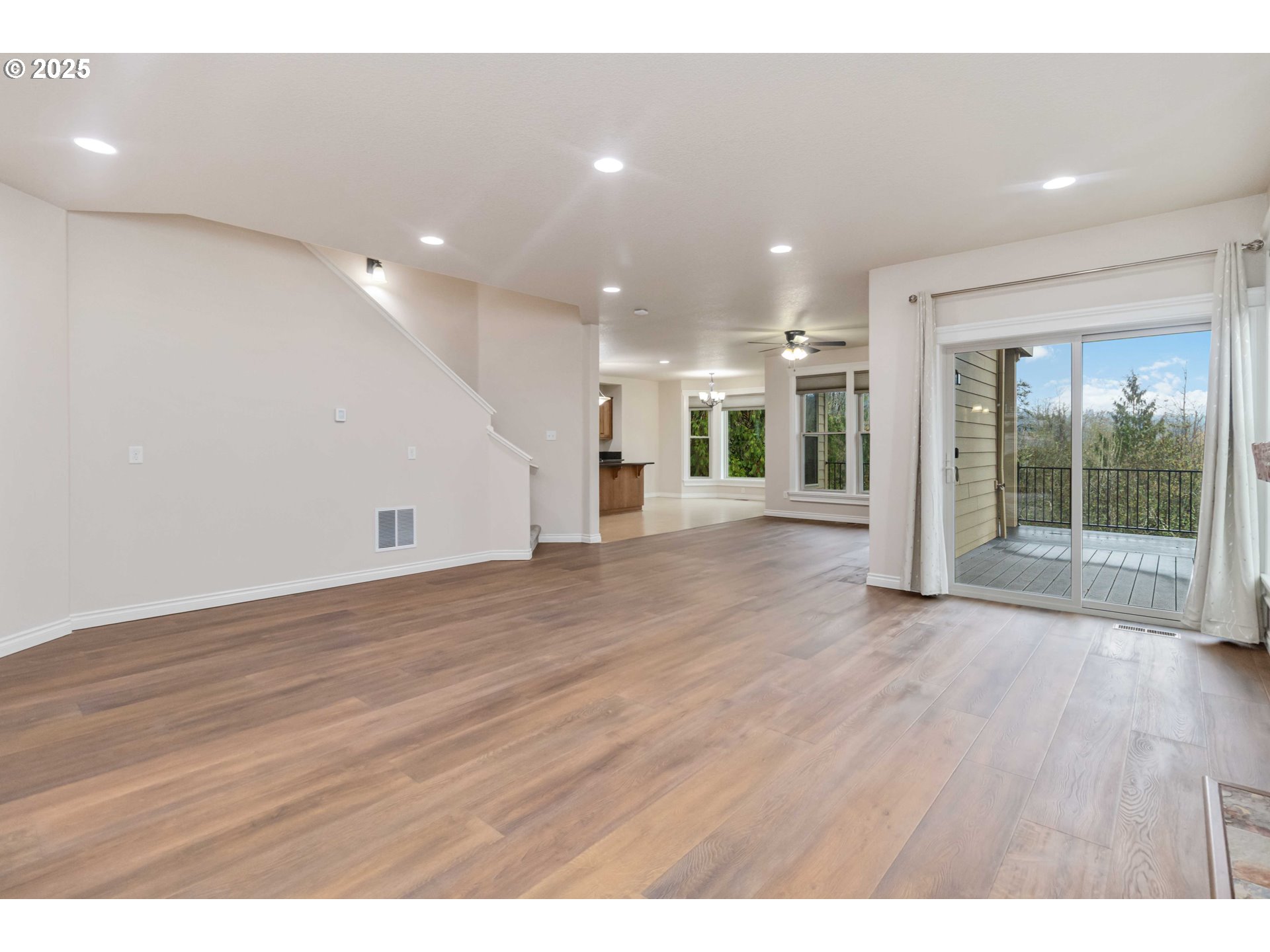 119 PENINSULA DR, Kelso, WA, 98626