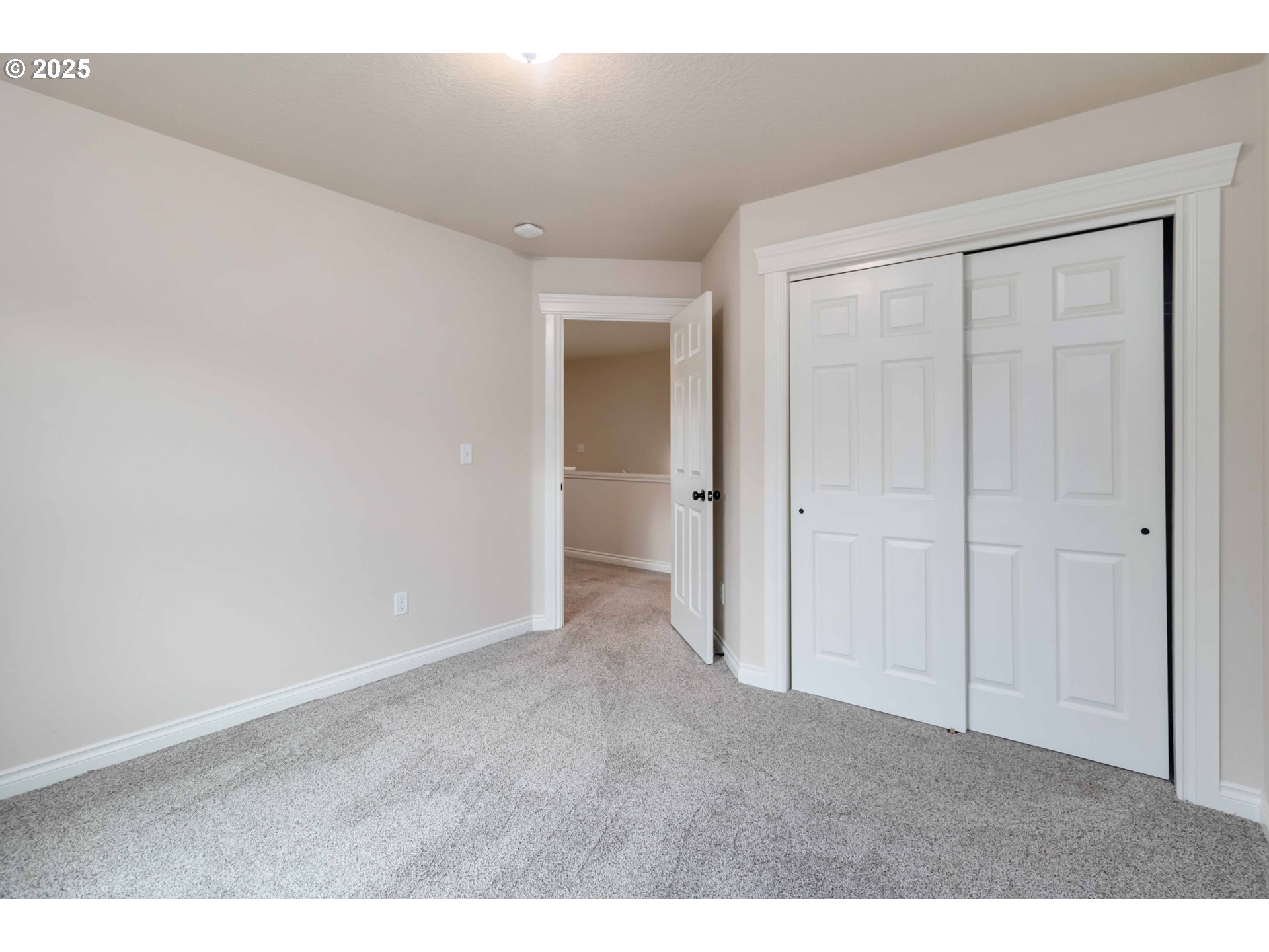 119 PENINSULA DR, Kelso, WA, 98626