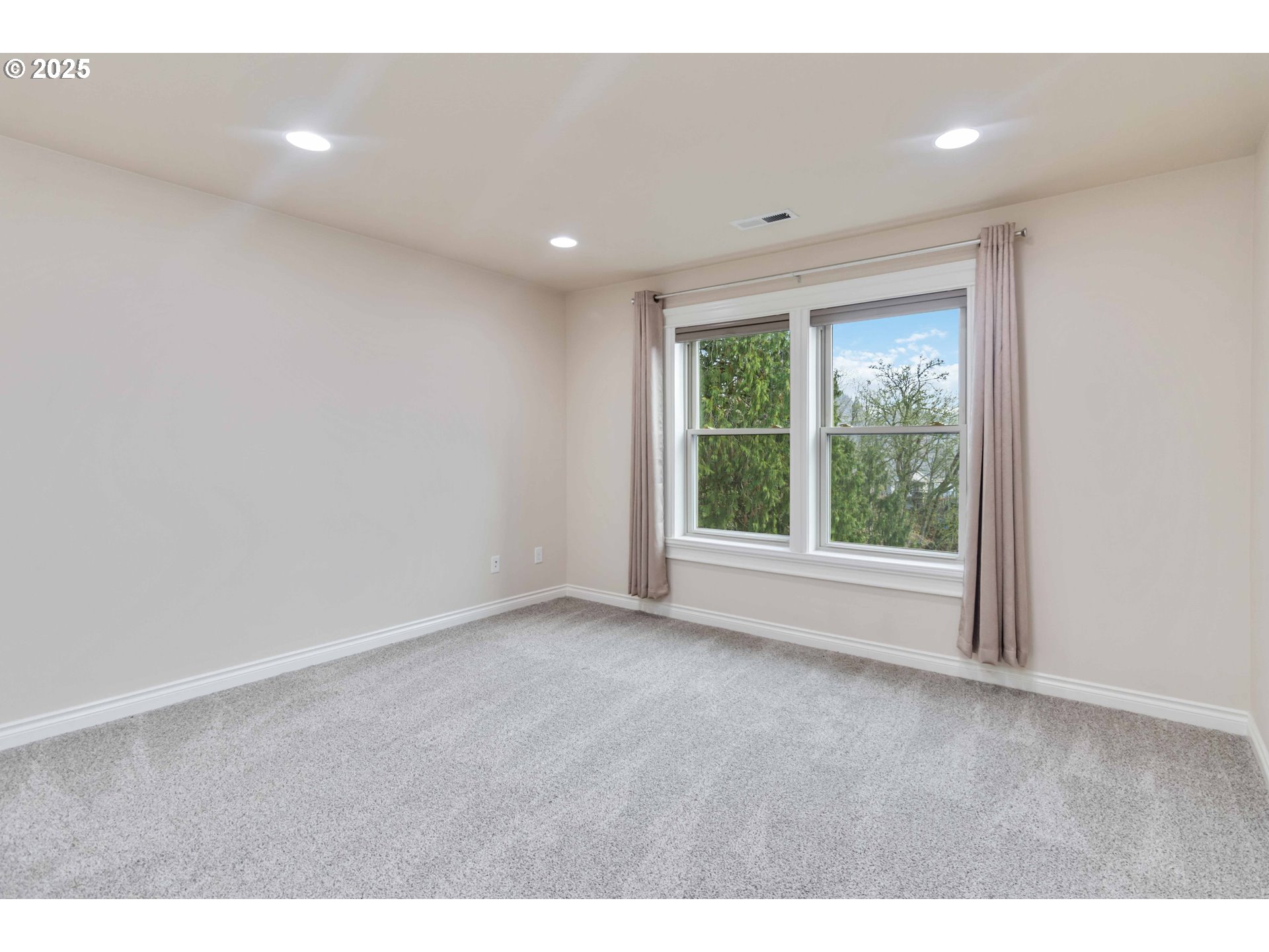 119 PENINSULA DR, Kelso, WA, 98626