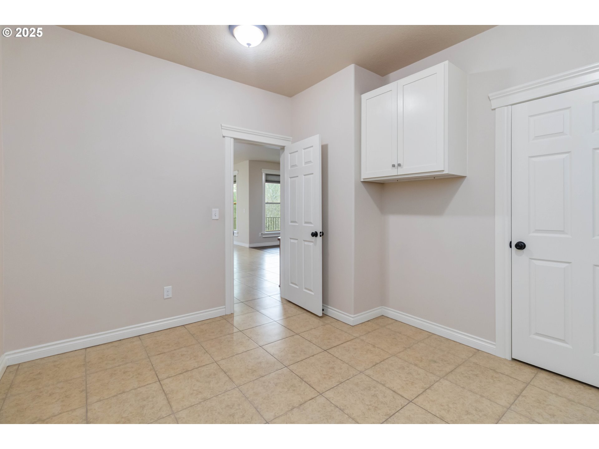 119 PENINSULA DR, Kelso, WA, 98626