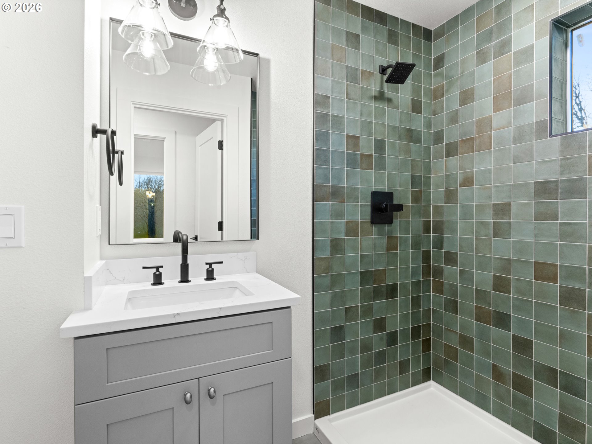 Photo #6: 339332714 Listing: Photo #6