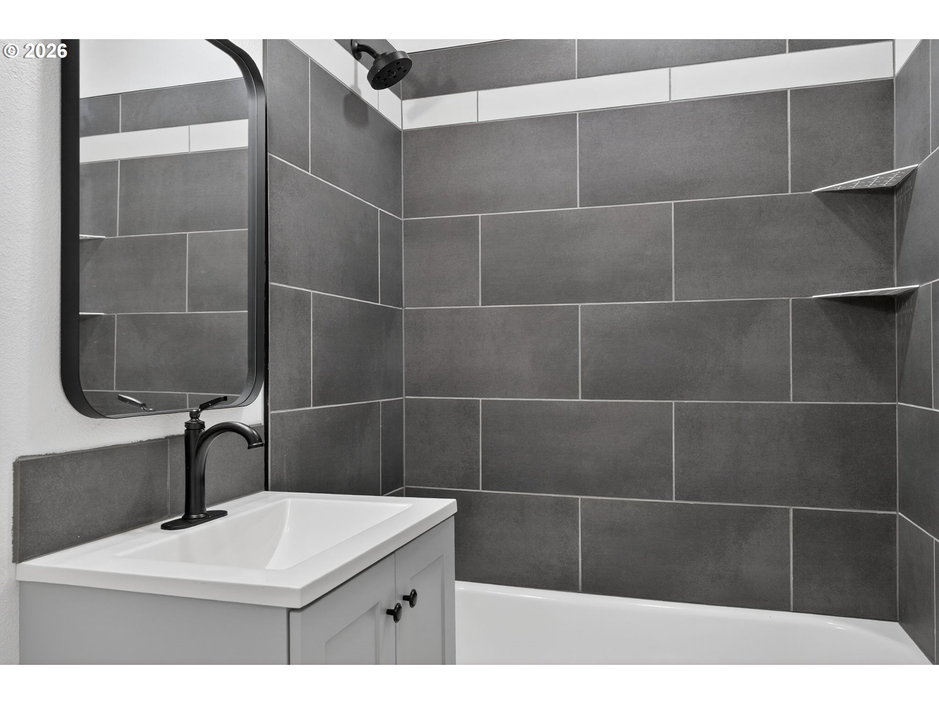 Photo #11: 341493520 Listing: Photo #11