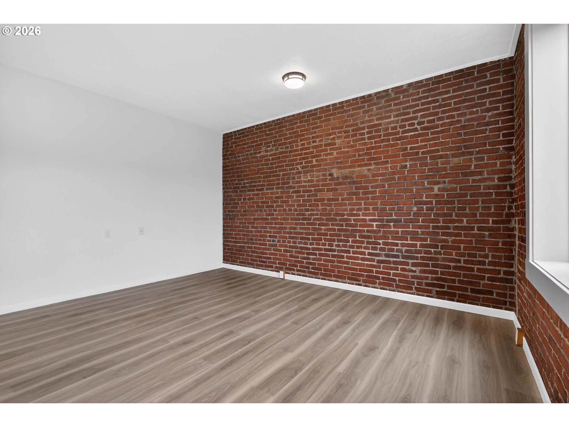 Photo #14: 341493520 Listing: Photo #14