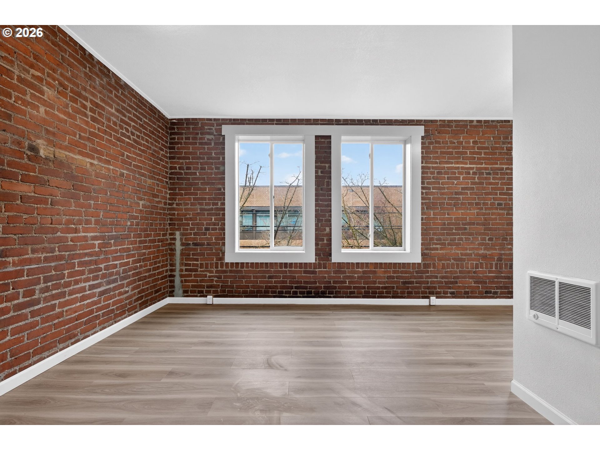 Photo #15: 341493520 Listing: Photo #15