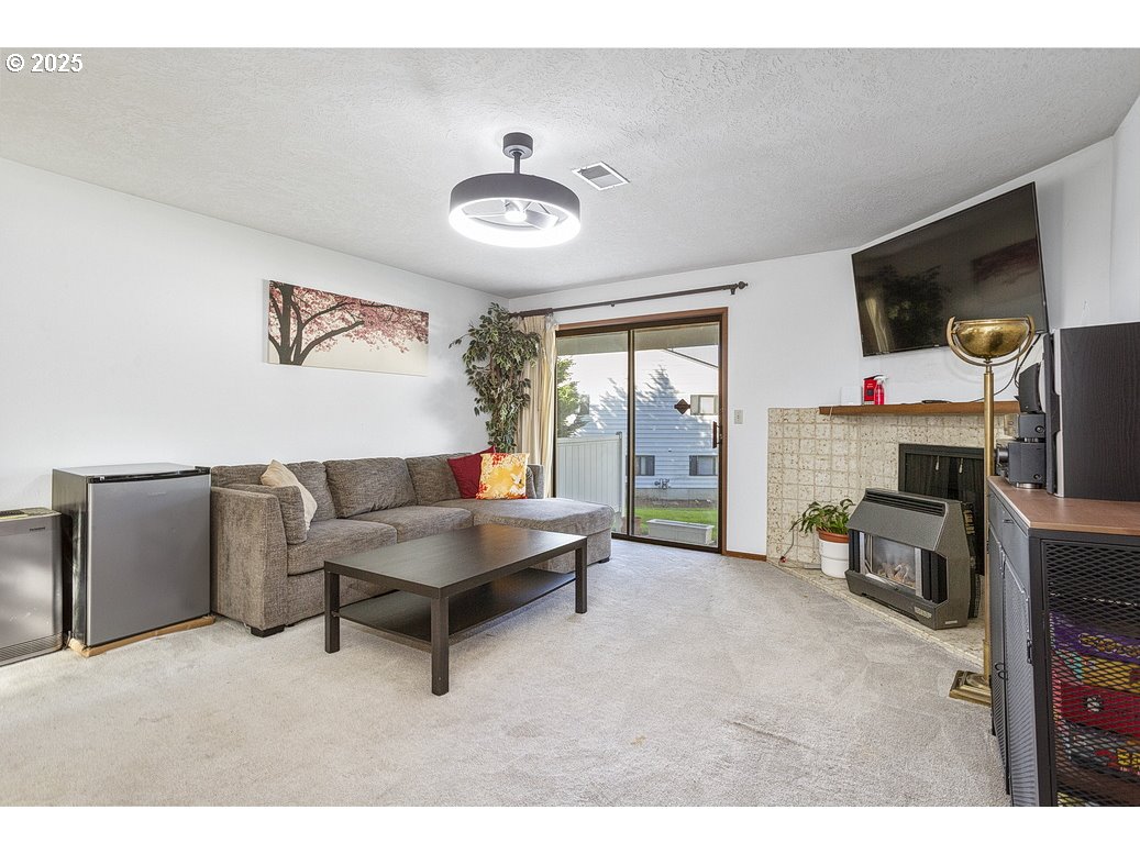 Photo #17: 342063398 Listing: Photo #17