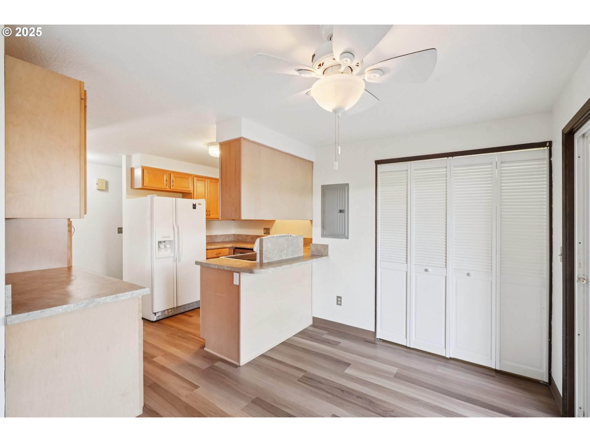 Photo #6: 342086636 Listing 