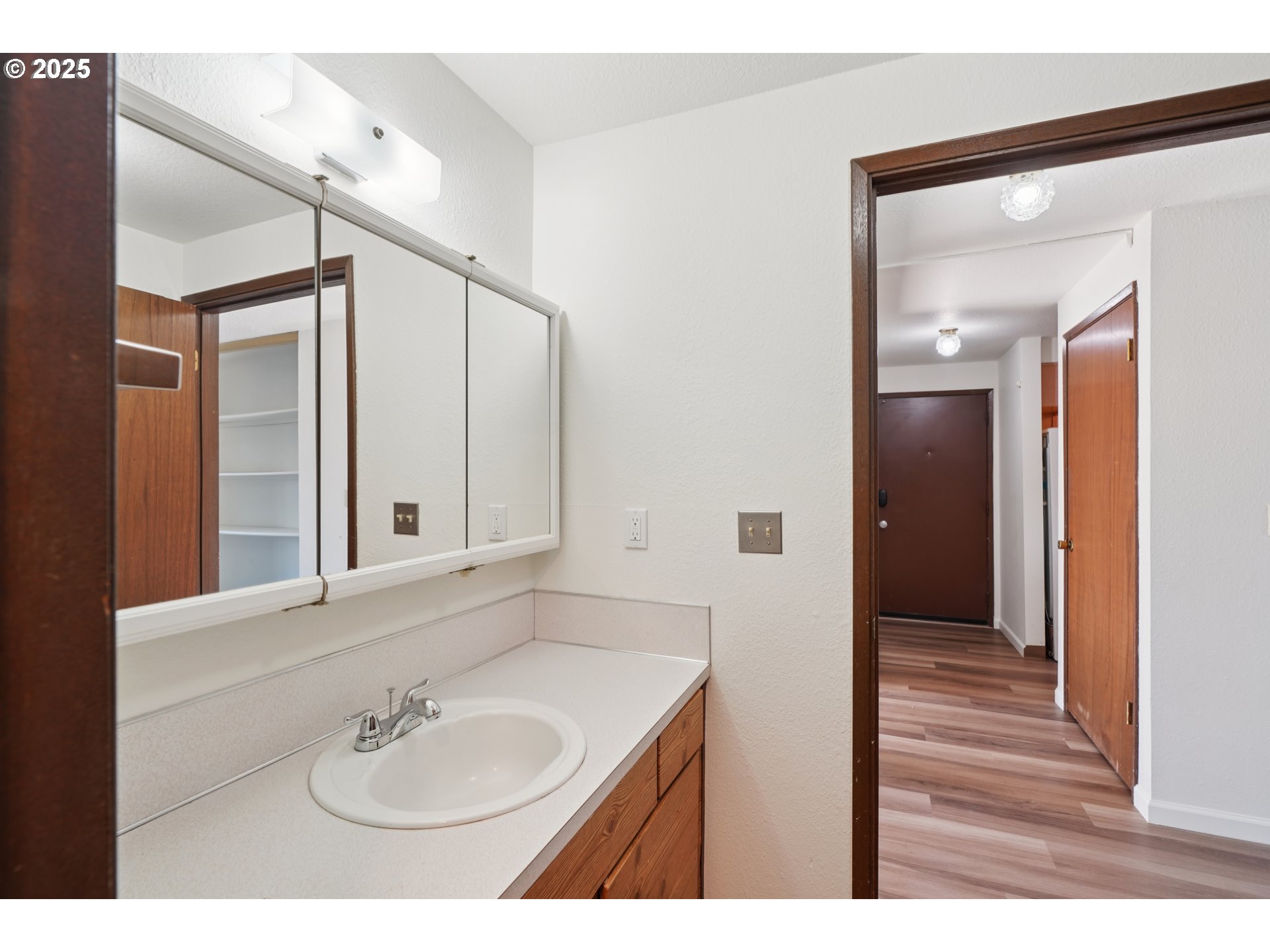 Photo #19: 342086636 Listing: Photo #19