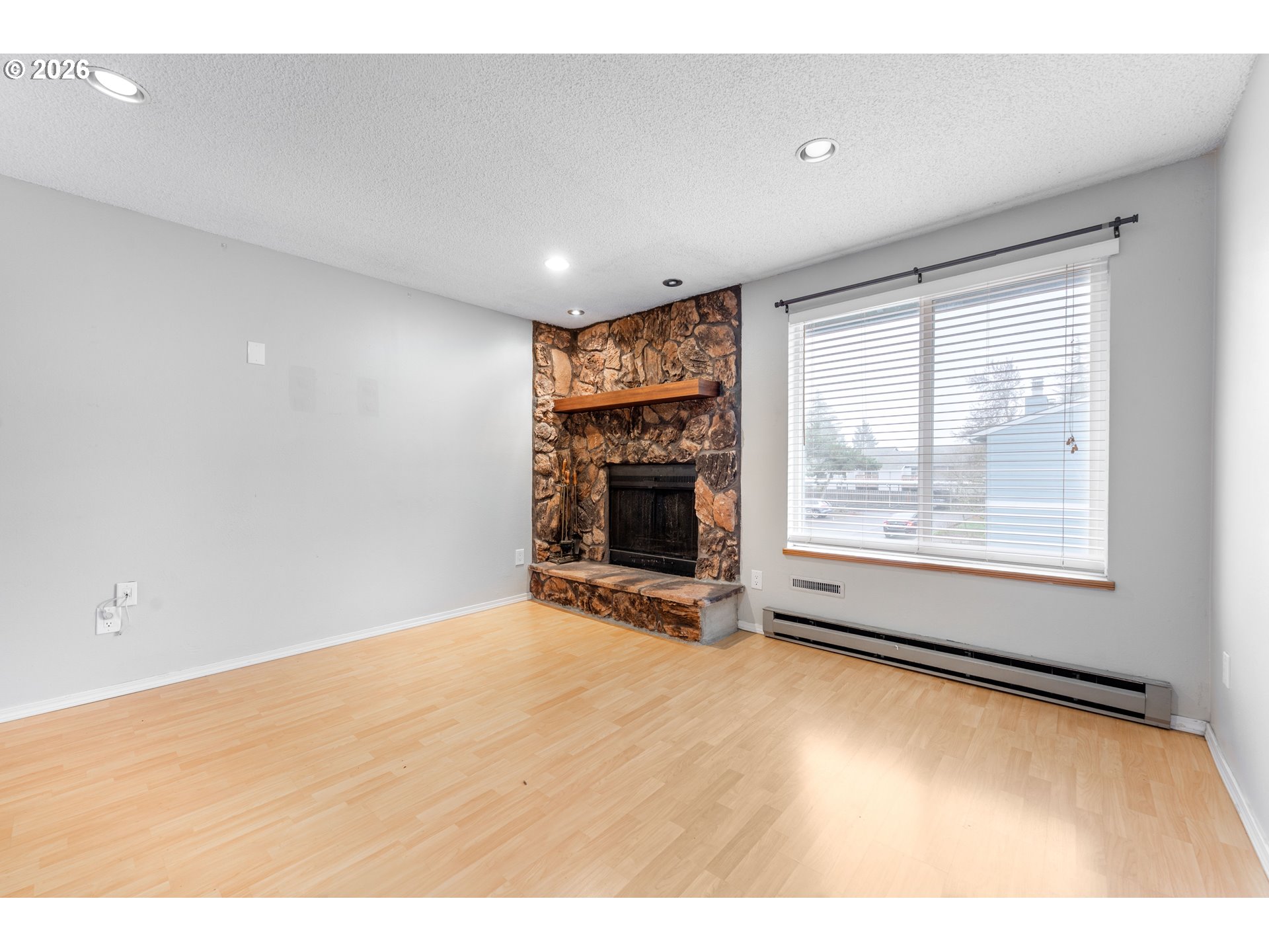 Photo #7: 342127190 Listing: Photo #7