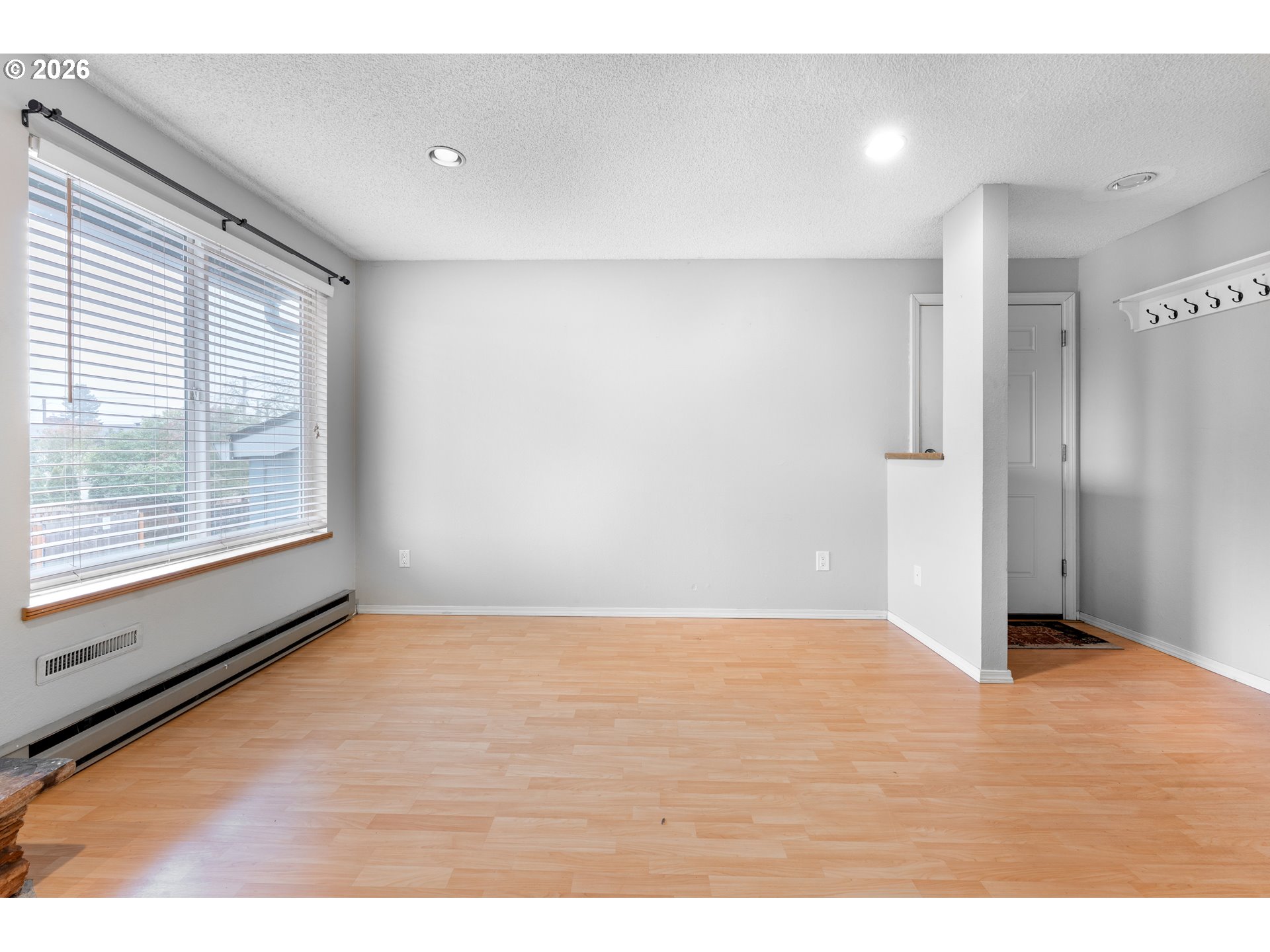 Photo #9: 342127190 Listing: Photo #9