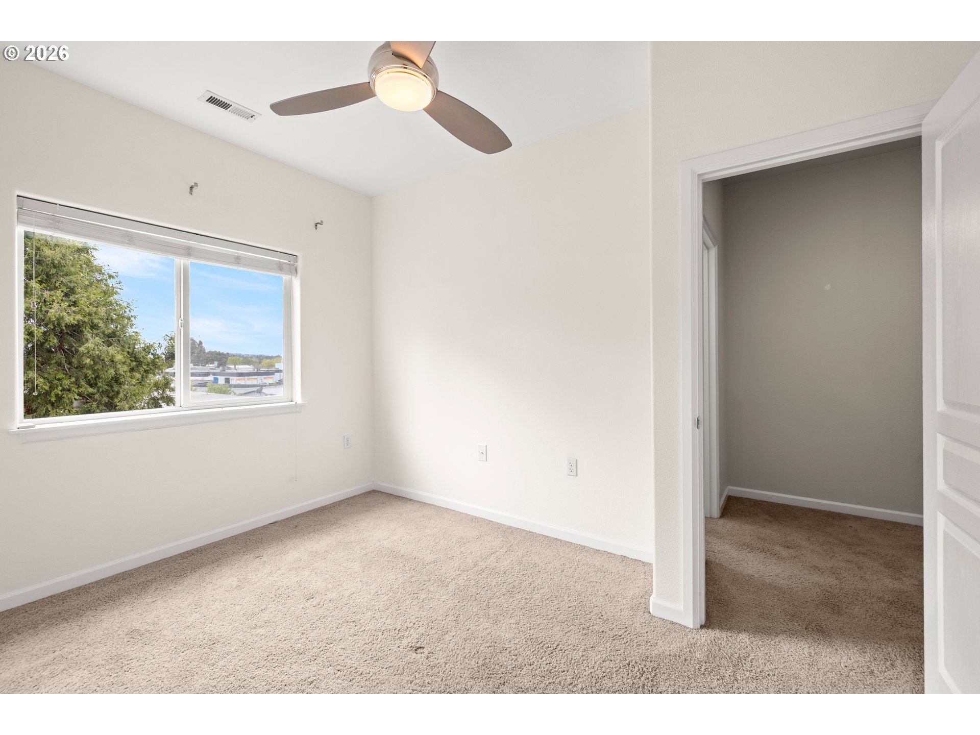 Photo #19: 342450260 Listing: Photo #19