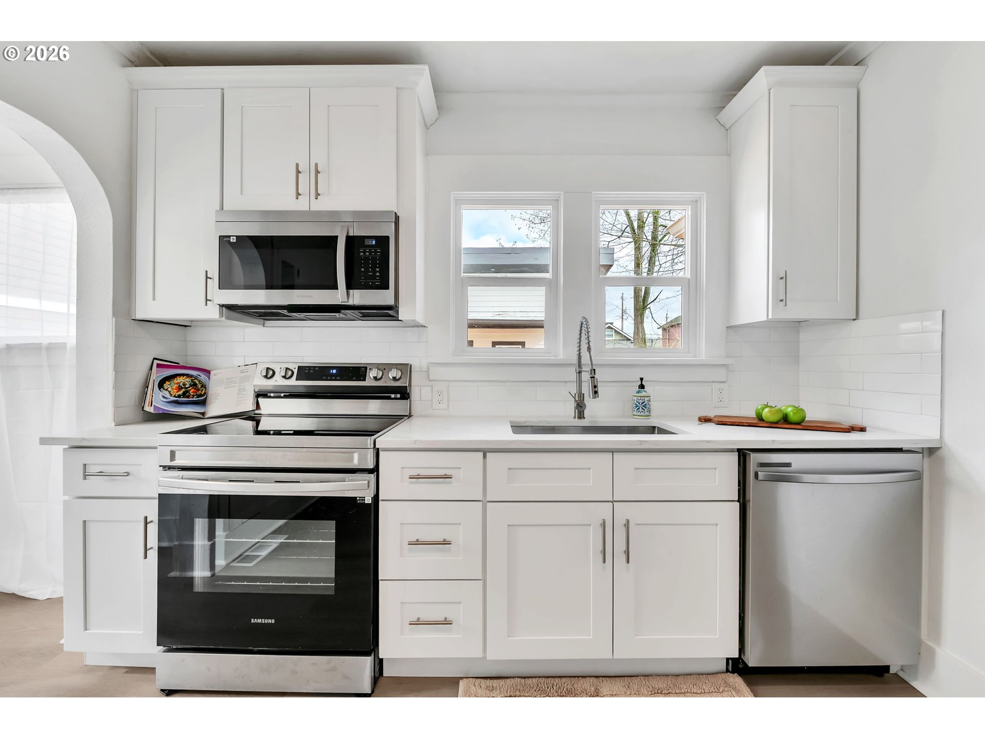 Photo #8: 342754703 Listing: Photo #8