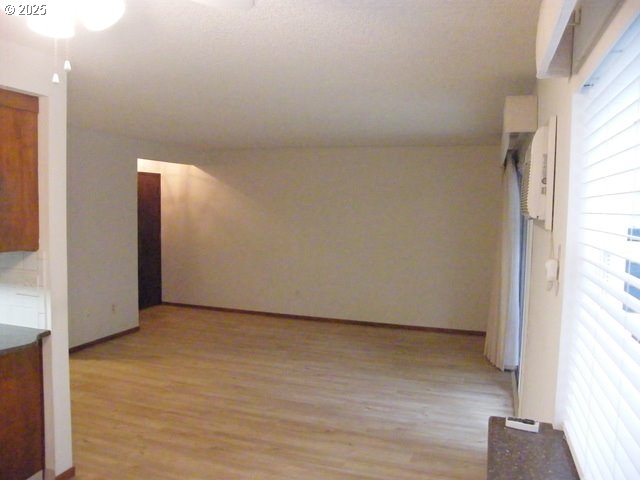Photo #5: 342857360 Listing 