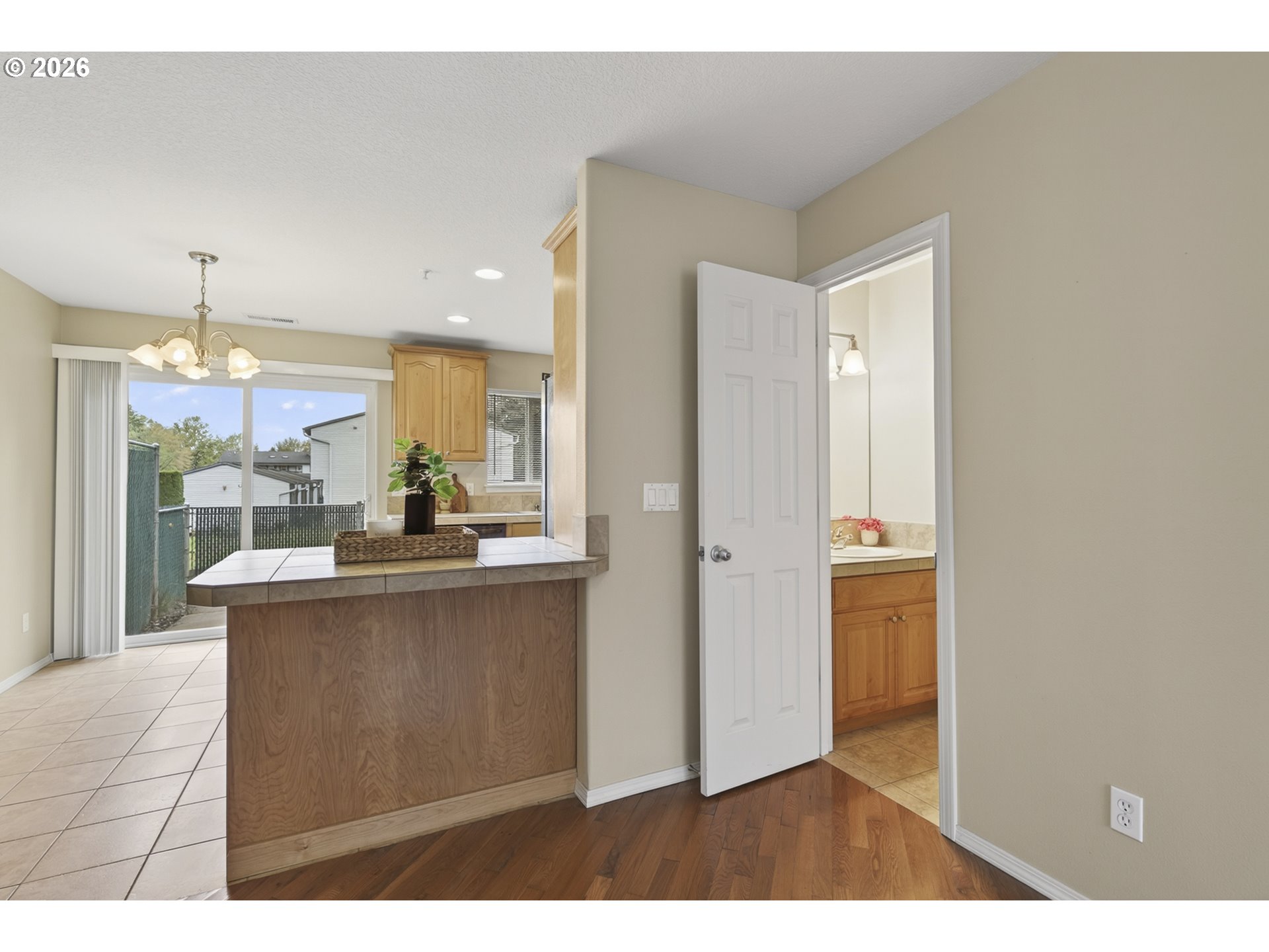 Photo #9: 343629015 Listing: Photo #9