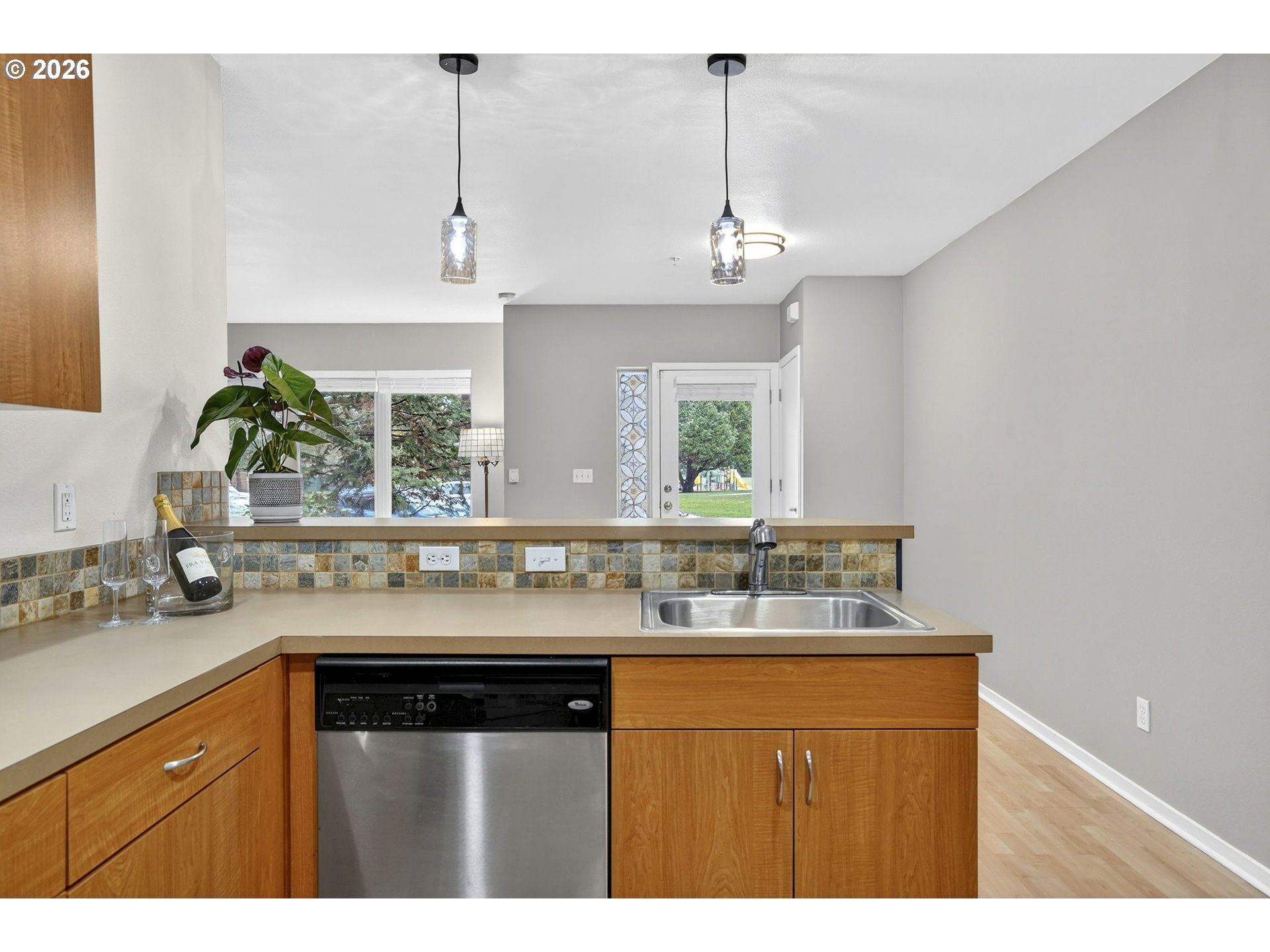 Photo #13: 344444517 Listing: Photo #13