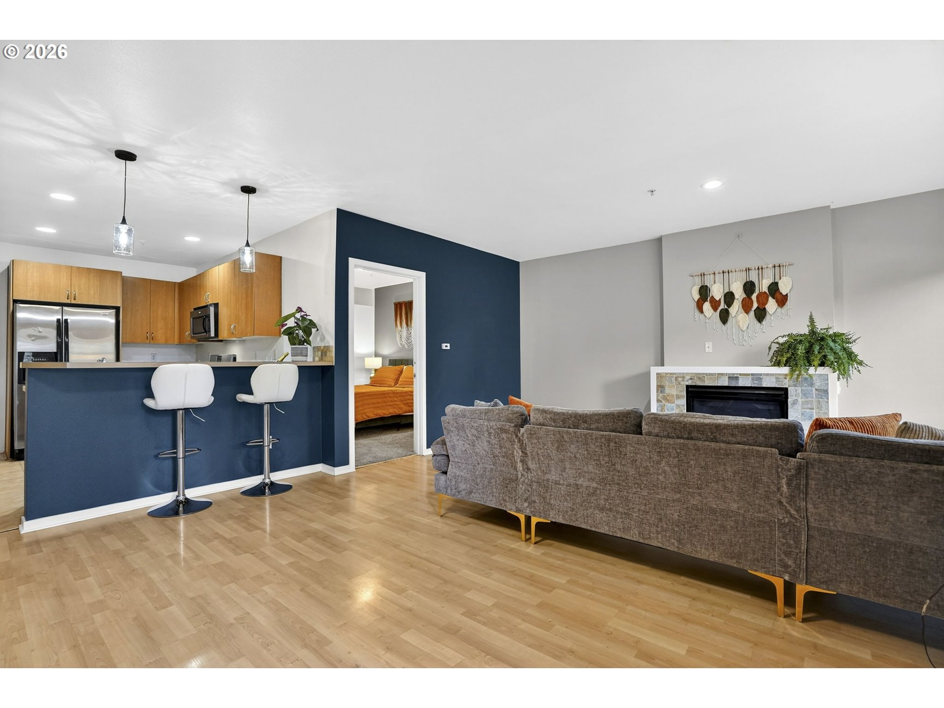 Photo #4: 344444517 Listing: Photo #4