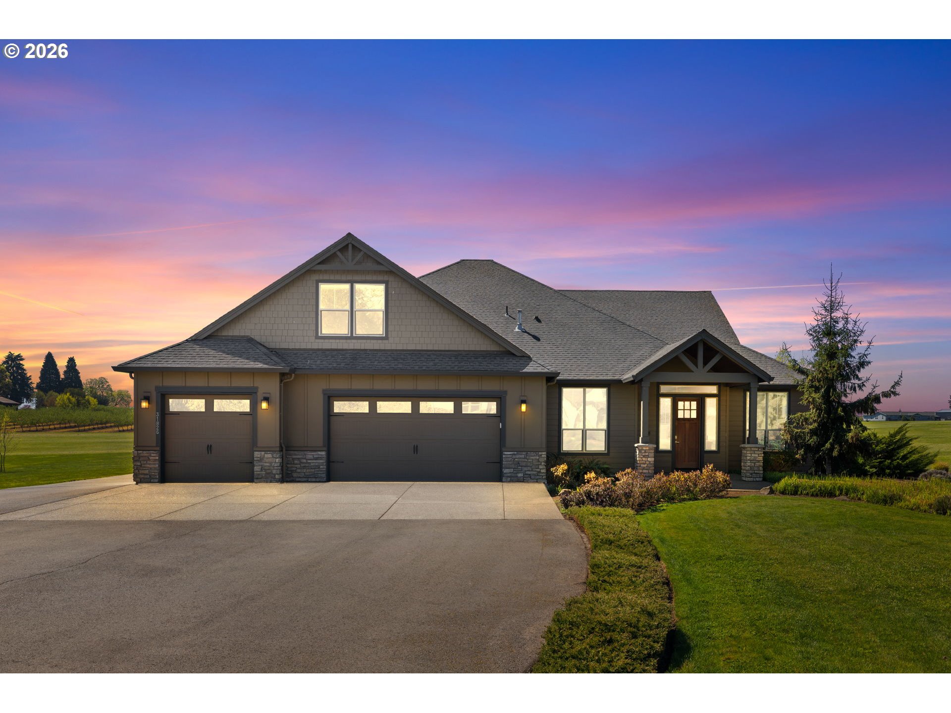 1081 UMPQUA COLLEGE RD, Roseburg, OR, 97470