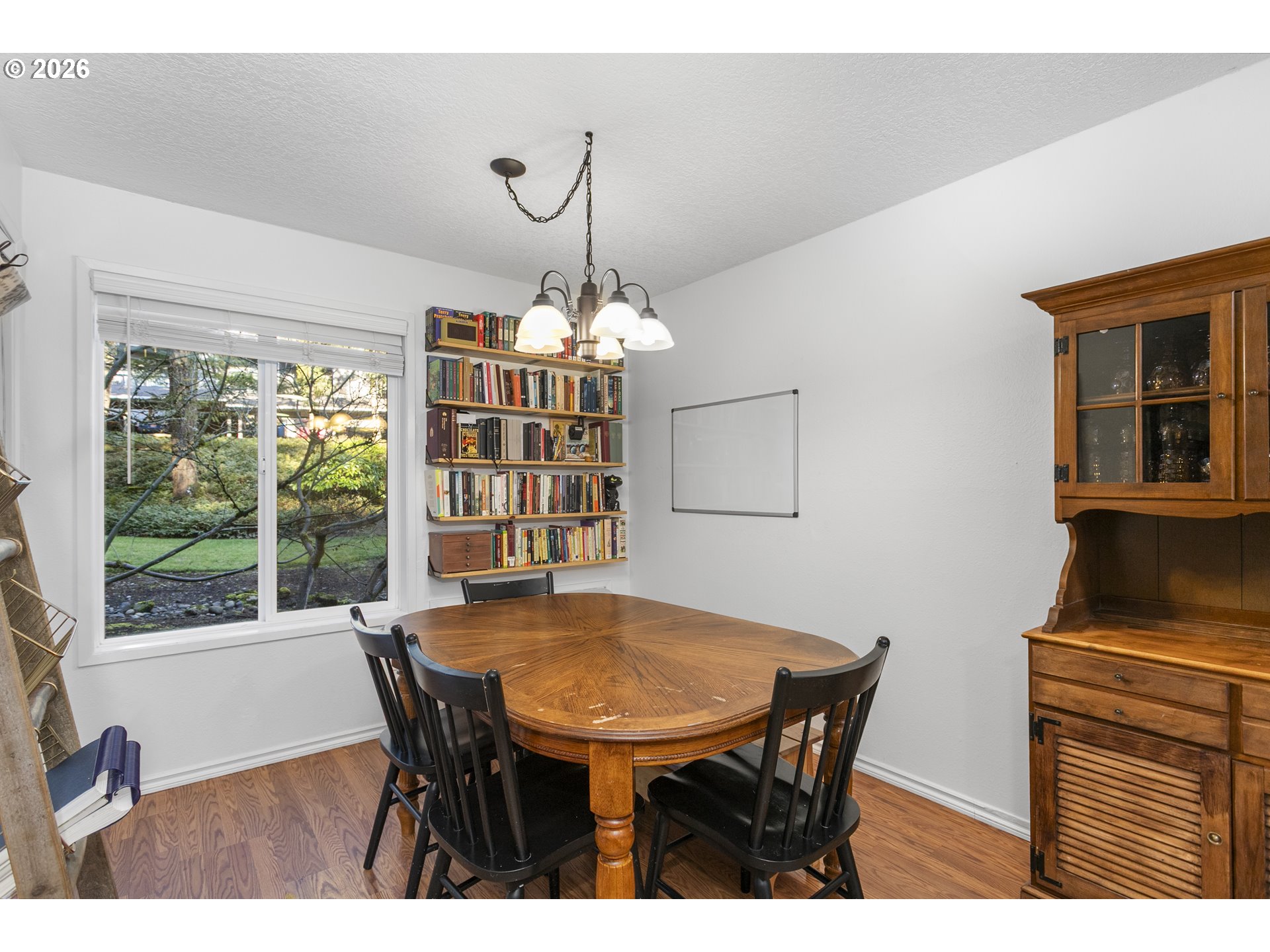 Photo #2: 345094571 Listing: Photo #2