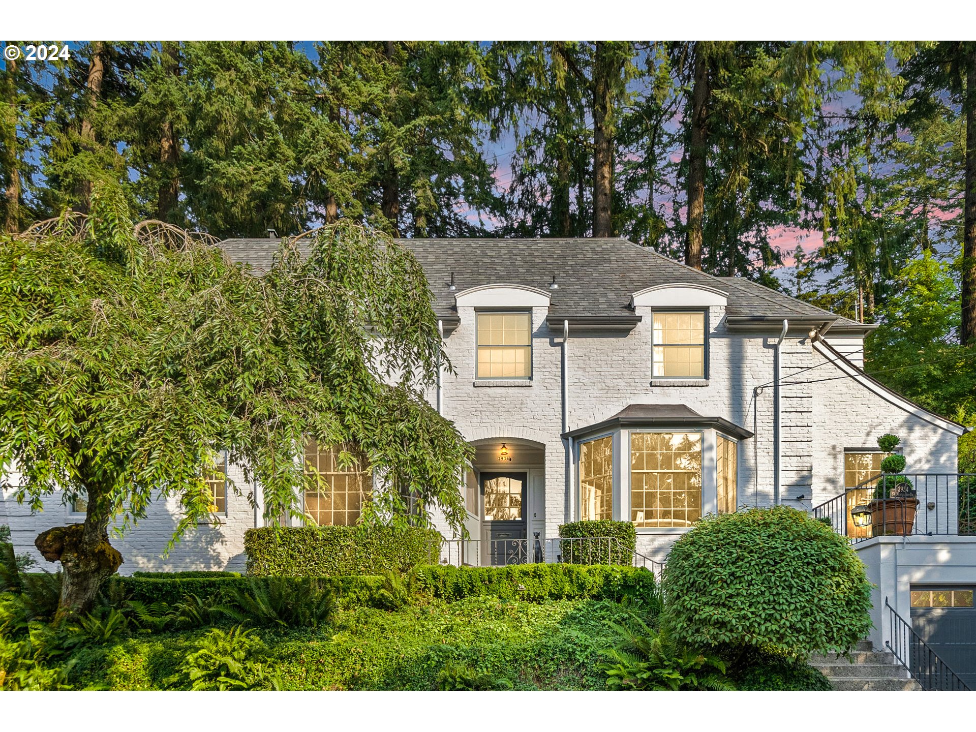 2934 SW MONTGOMERY DR, Portland, OR, 97201