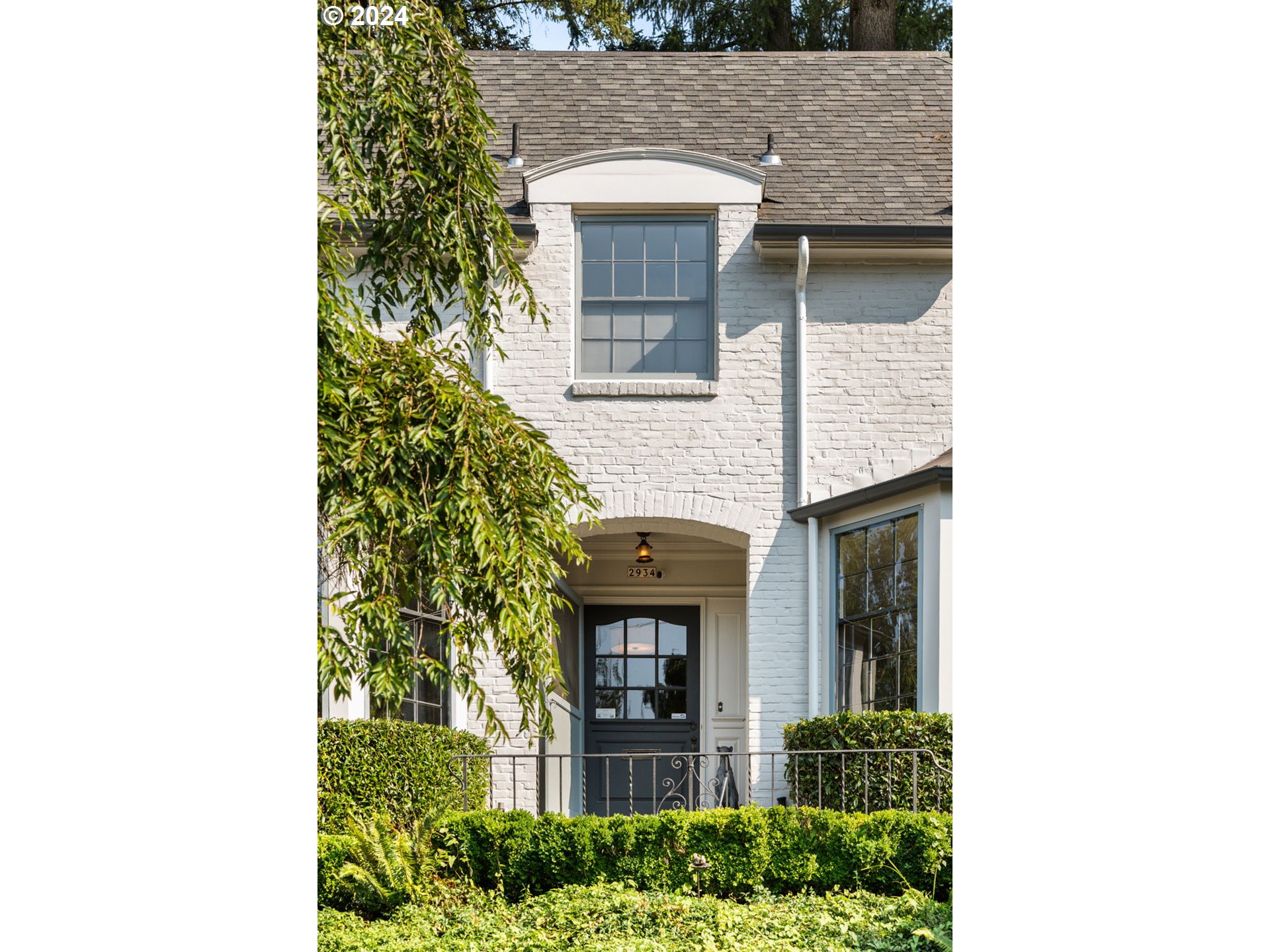 2934 SW MONTGOMERY DR, Portland, OR, 97201