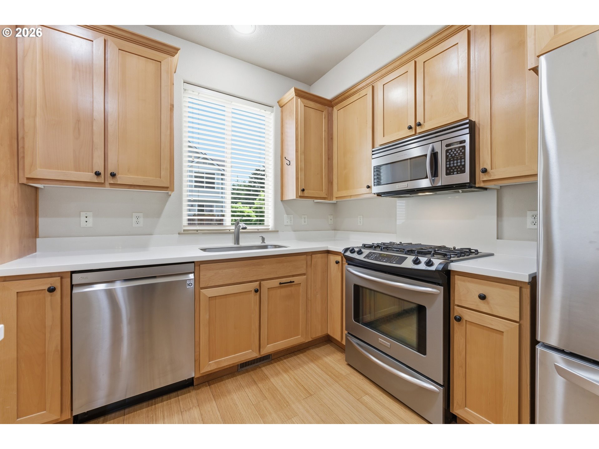 Photo #2: 345838714 Listing: Photo #2