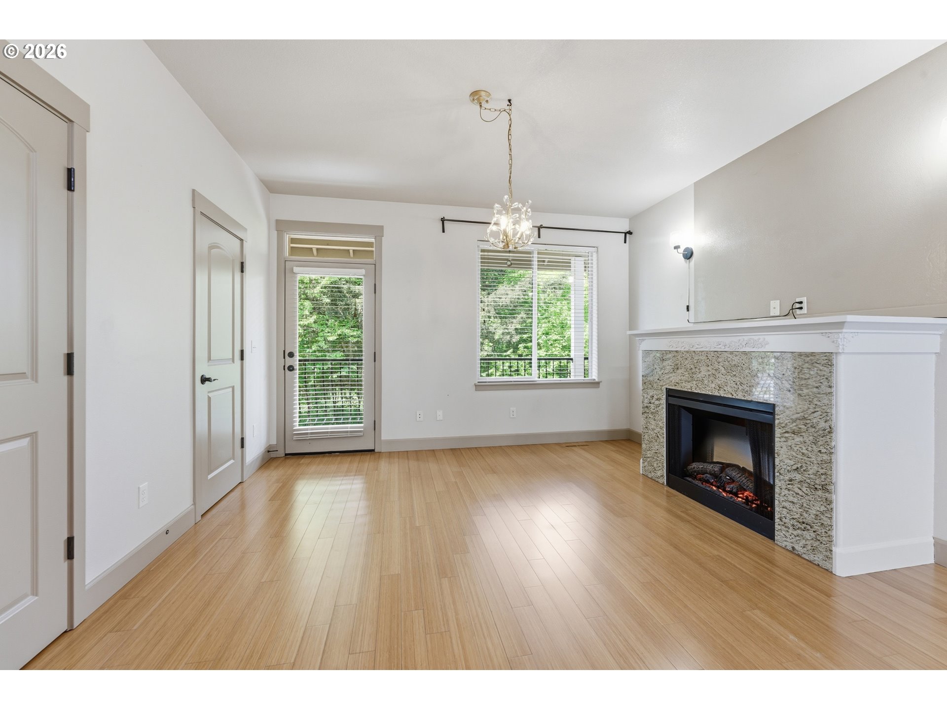 Photo #6: 345838714 Listing: Photo #6