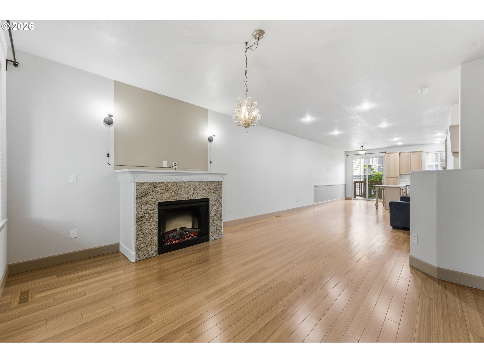 Photo #7: 345838714 Listing: Photo #7