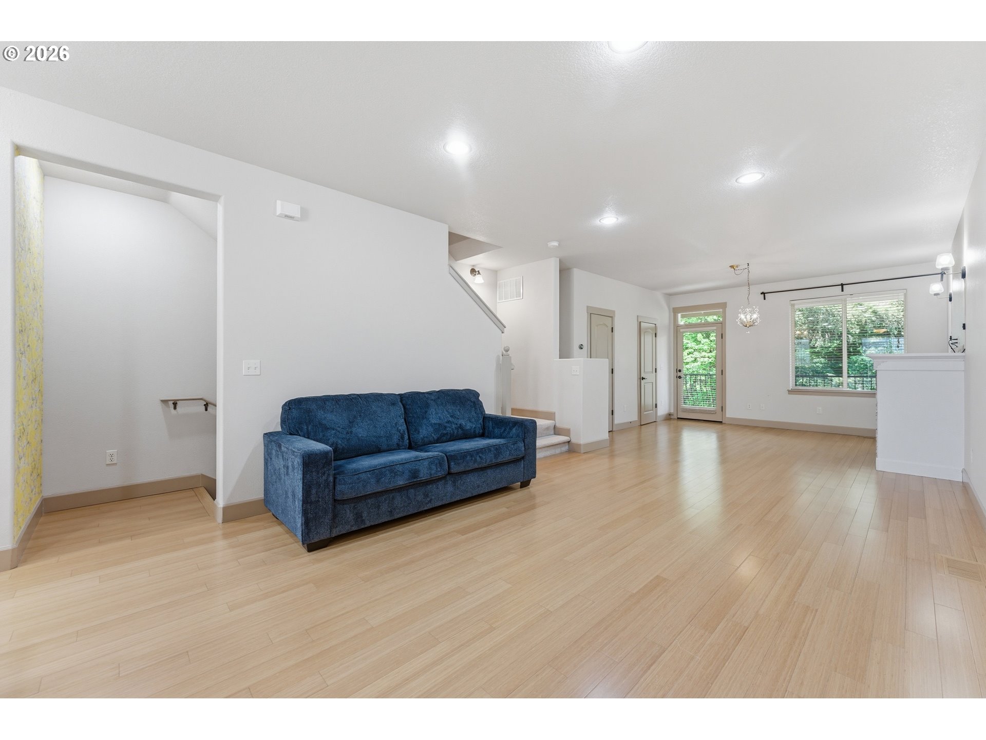 Photo #8: 345838714 Listing: Photo #8