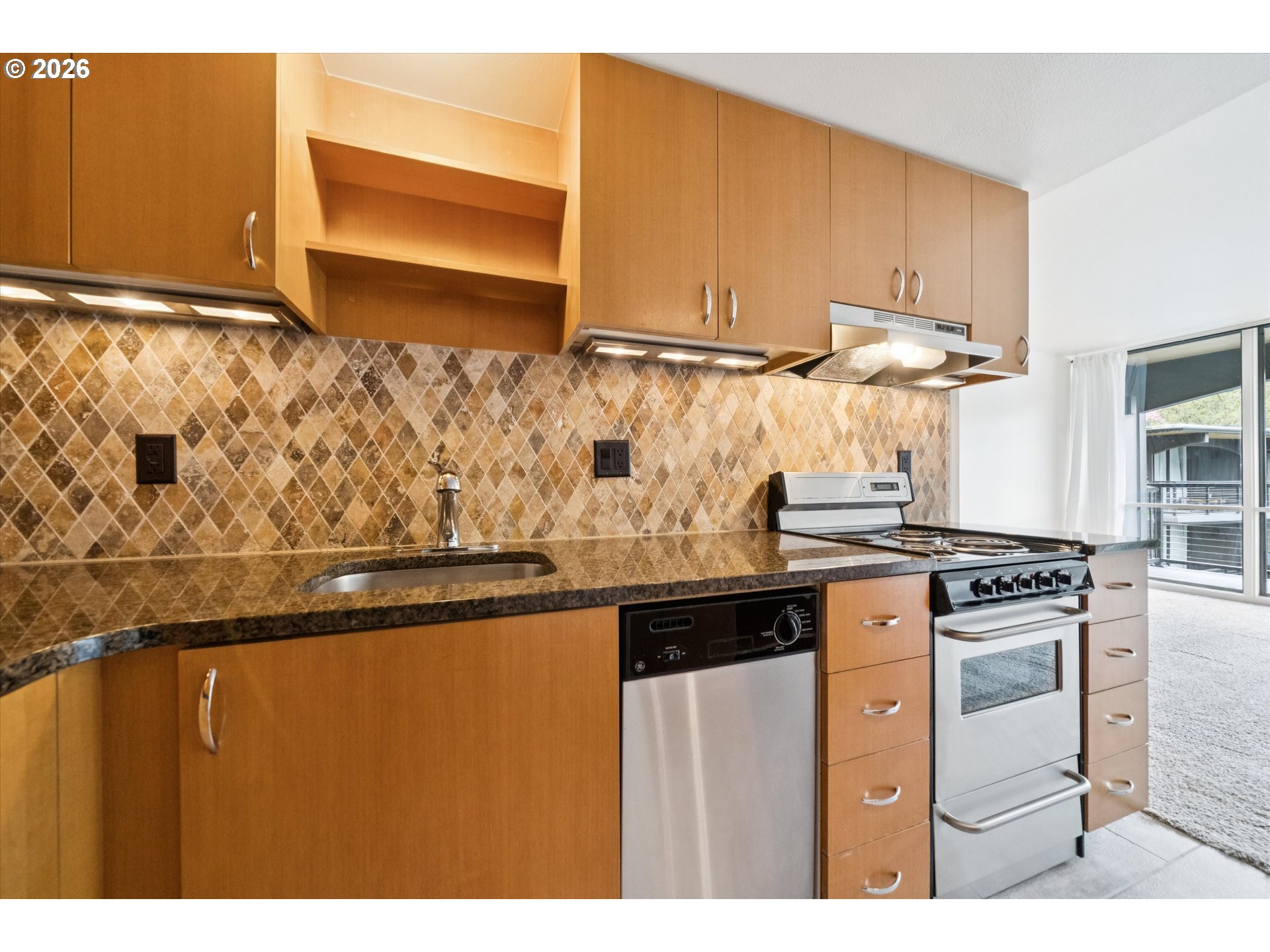 Photo #14: 346151762 Listing: Photo #14