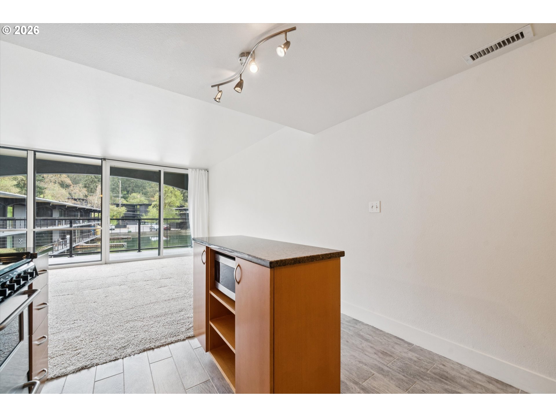 Photo #12: 346151762 Listing: Photo #12