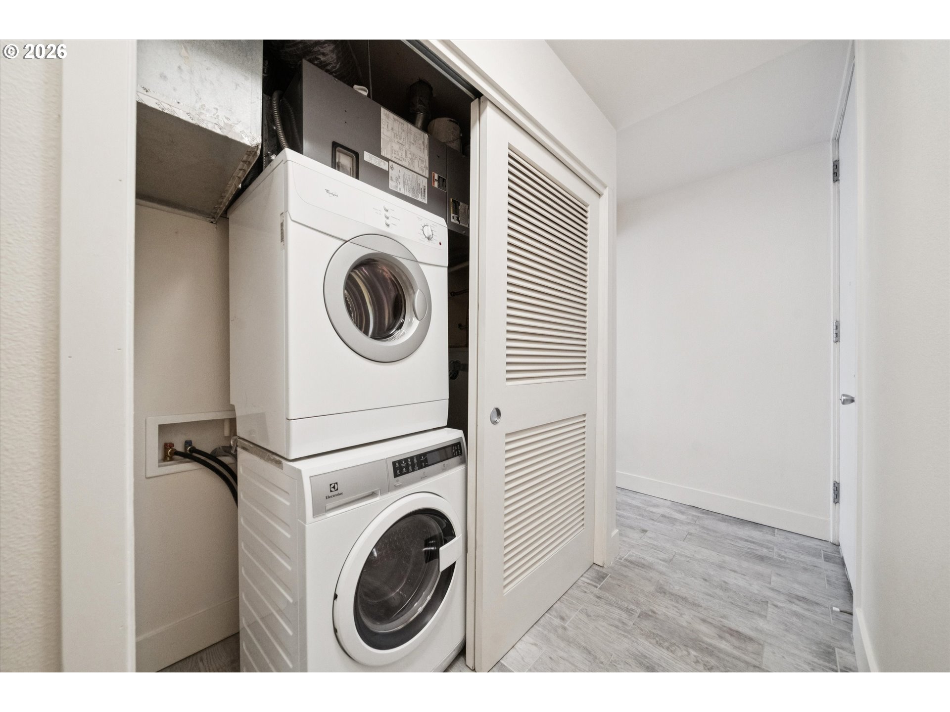 Photo #22: 346151762 Listing: Photo #22