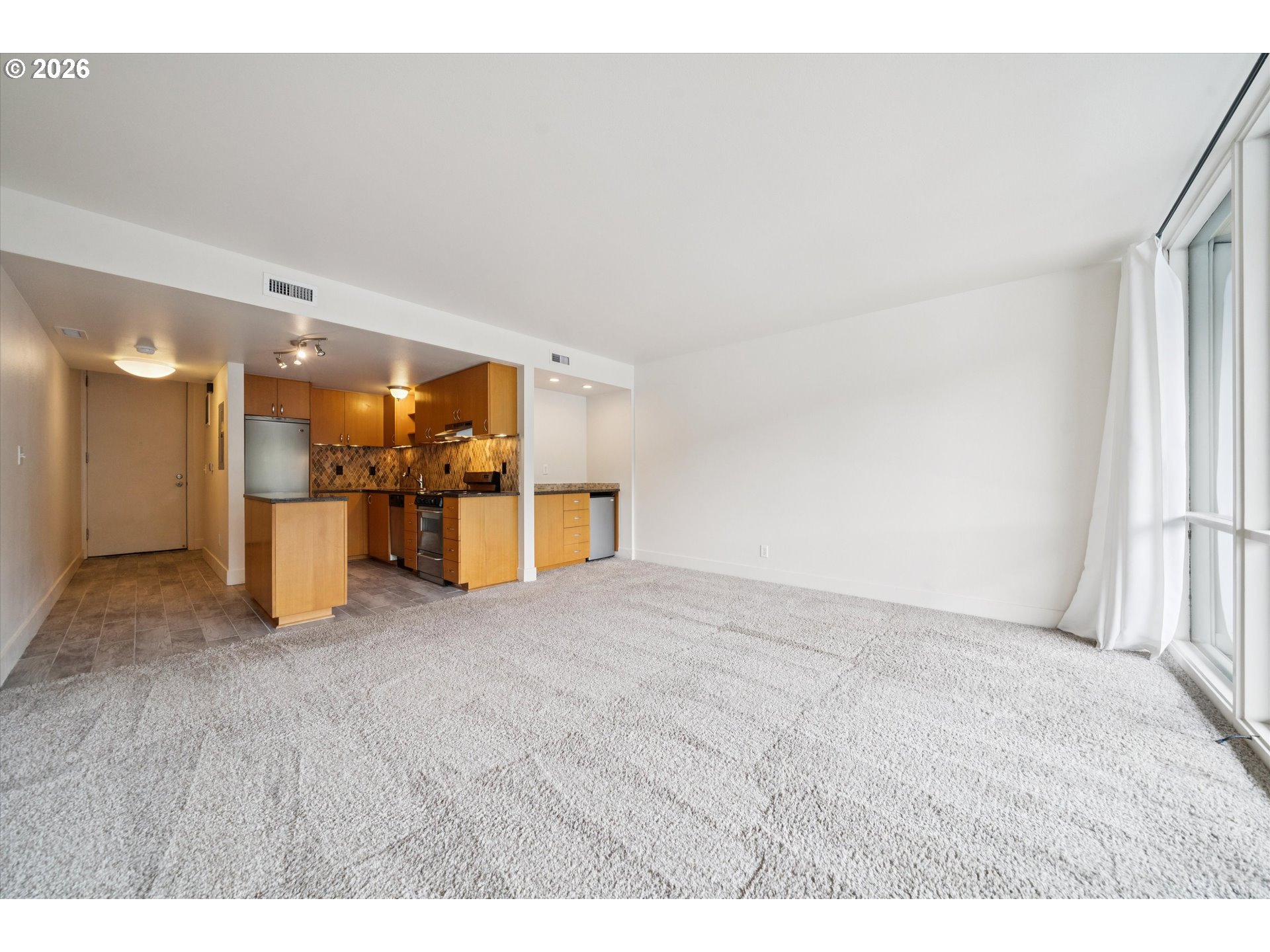 Photo #6: 346151762 Listing: Photo #6