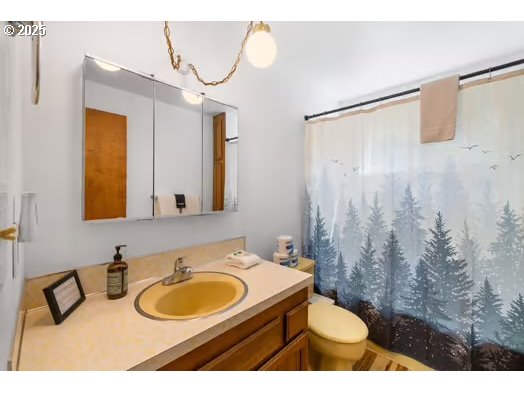 18320 N HIGHWAY 101, Rockaway Beach, OR, 97136