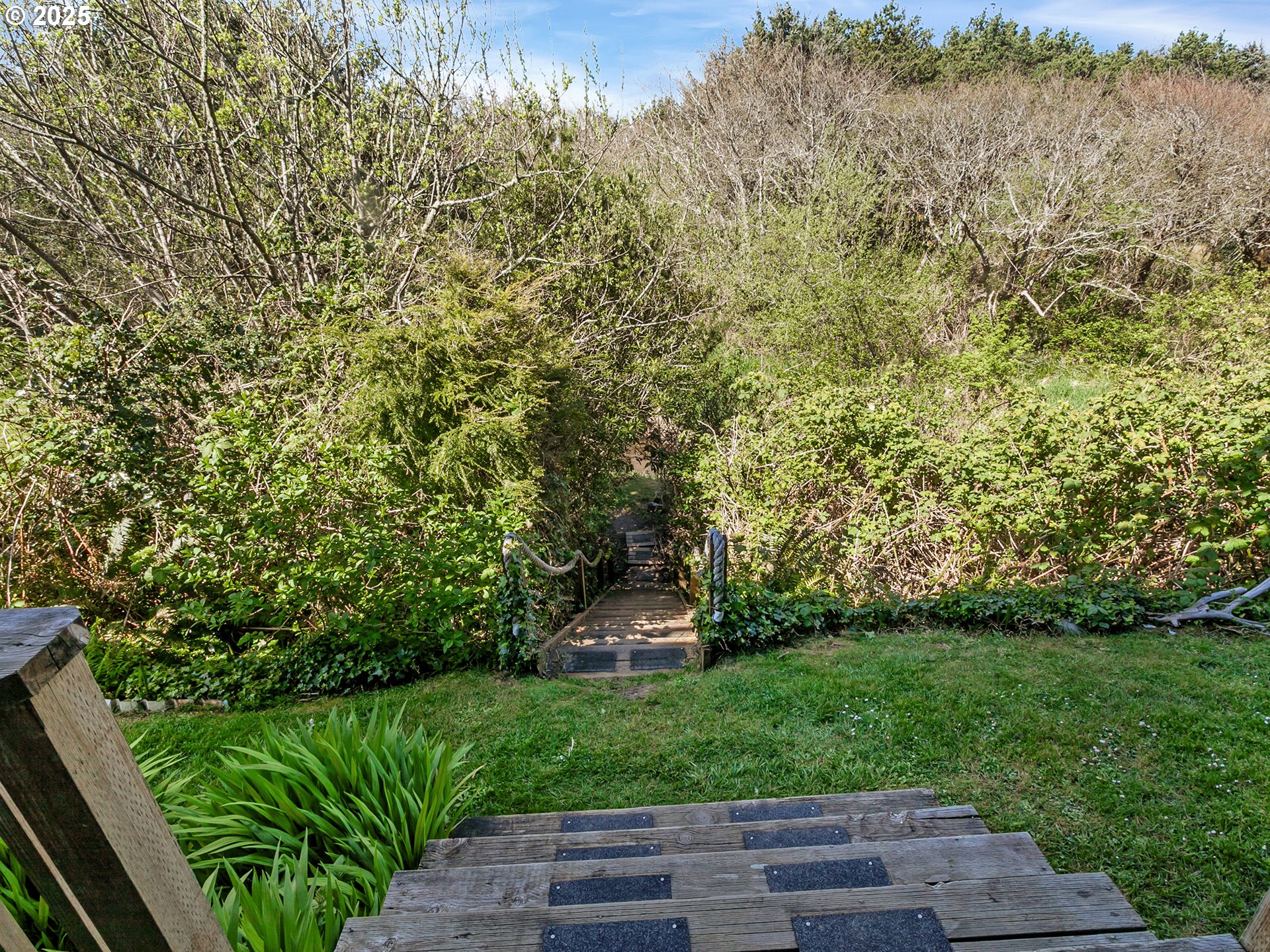 18320 N HIGHWAY 101, Rockaway Beach, OR, 97136