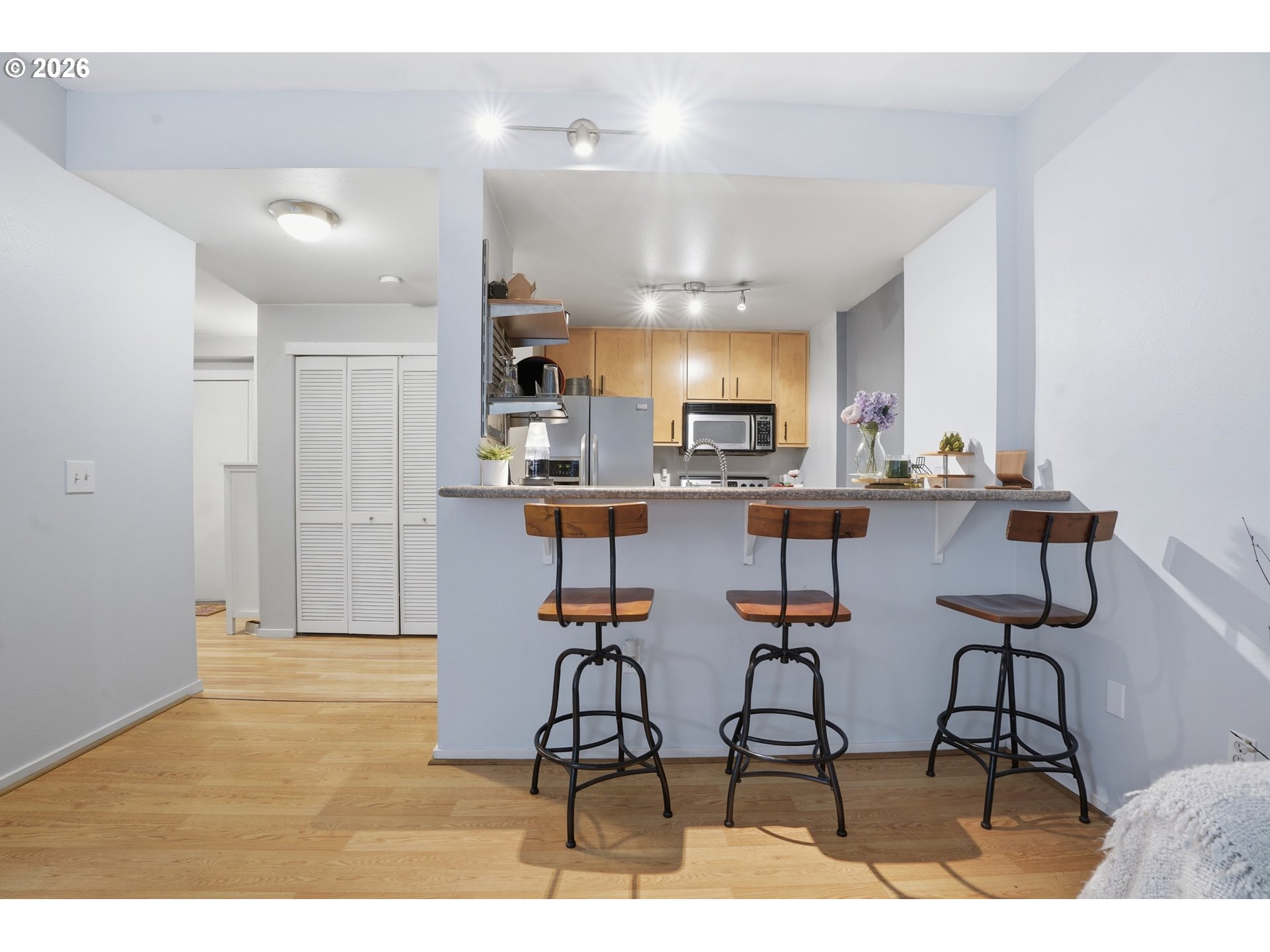 Photo #5: 347859736 Listing: Photo #5