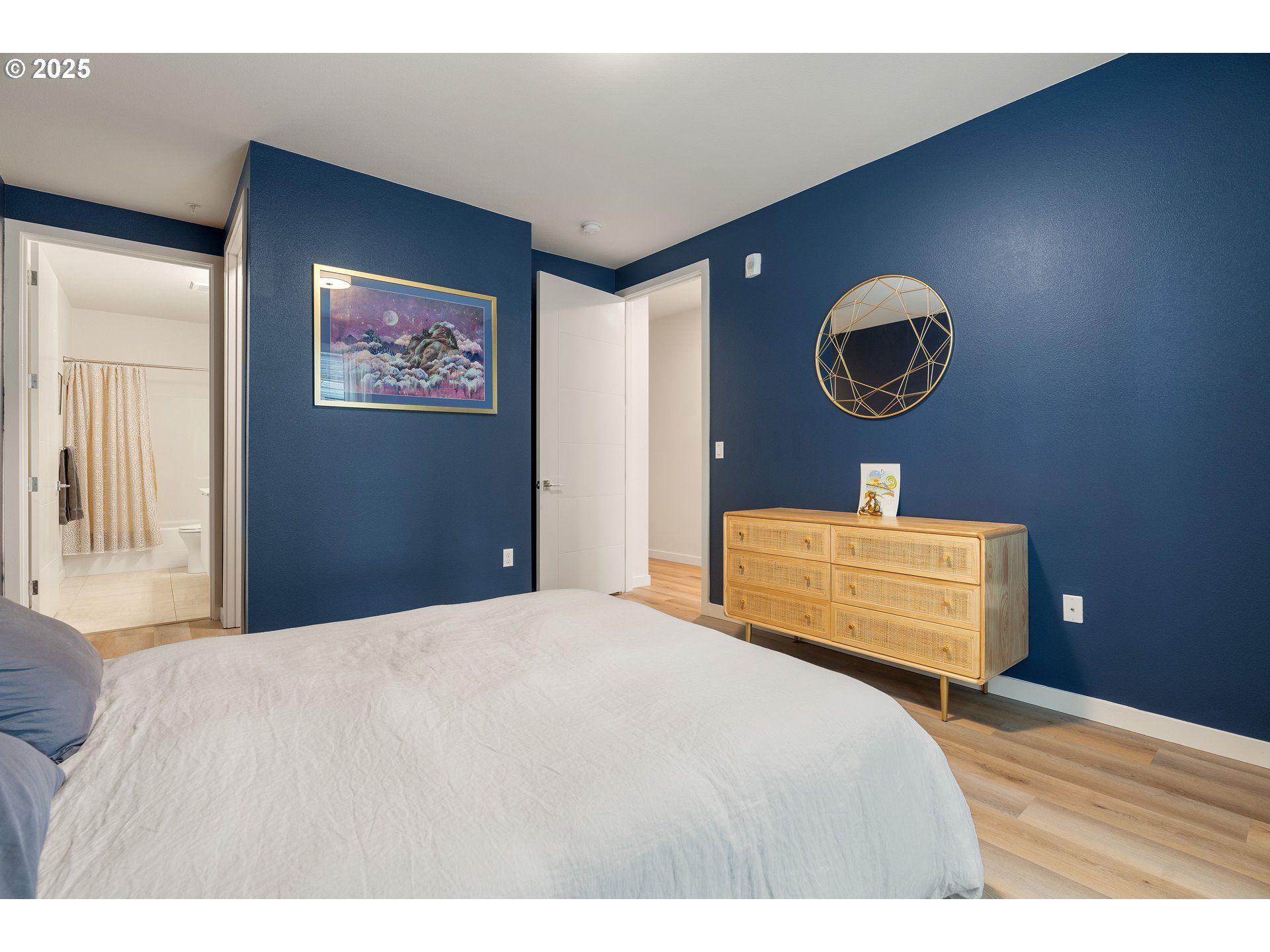 Photo #10: 347882059 Listing: Photo #10