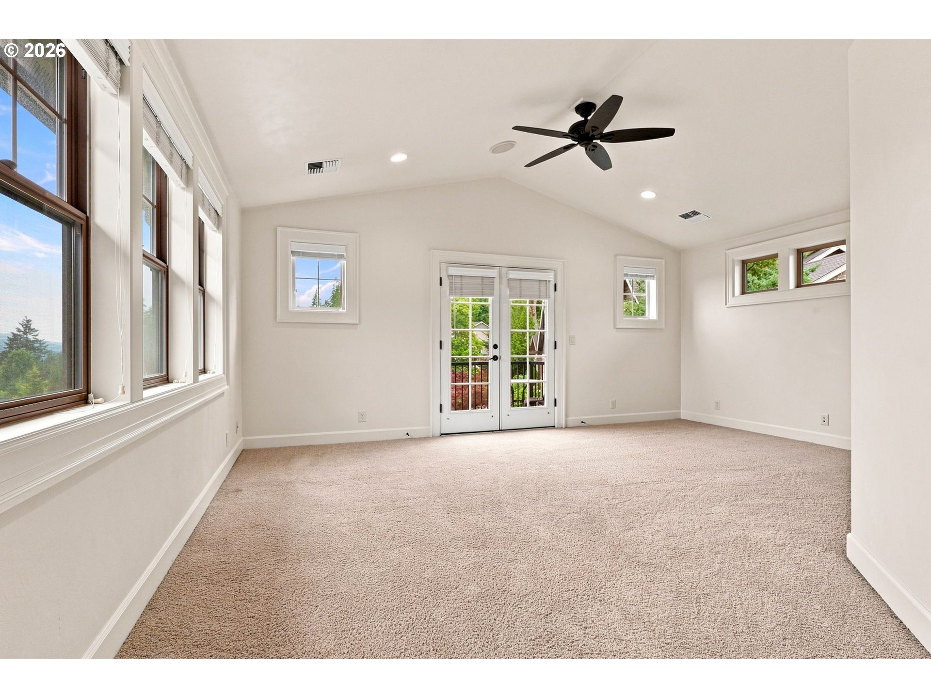 Property photo 19 of 48