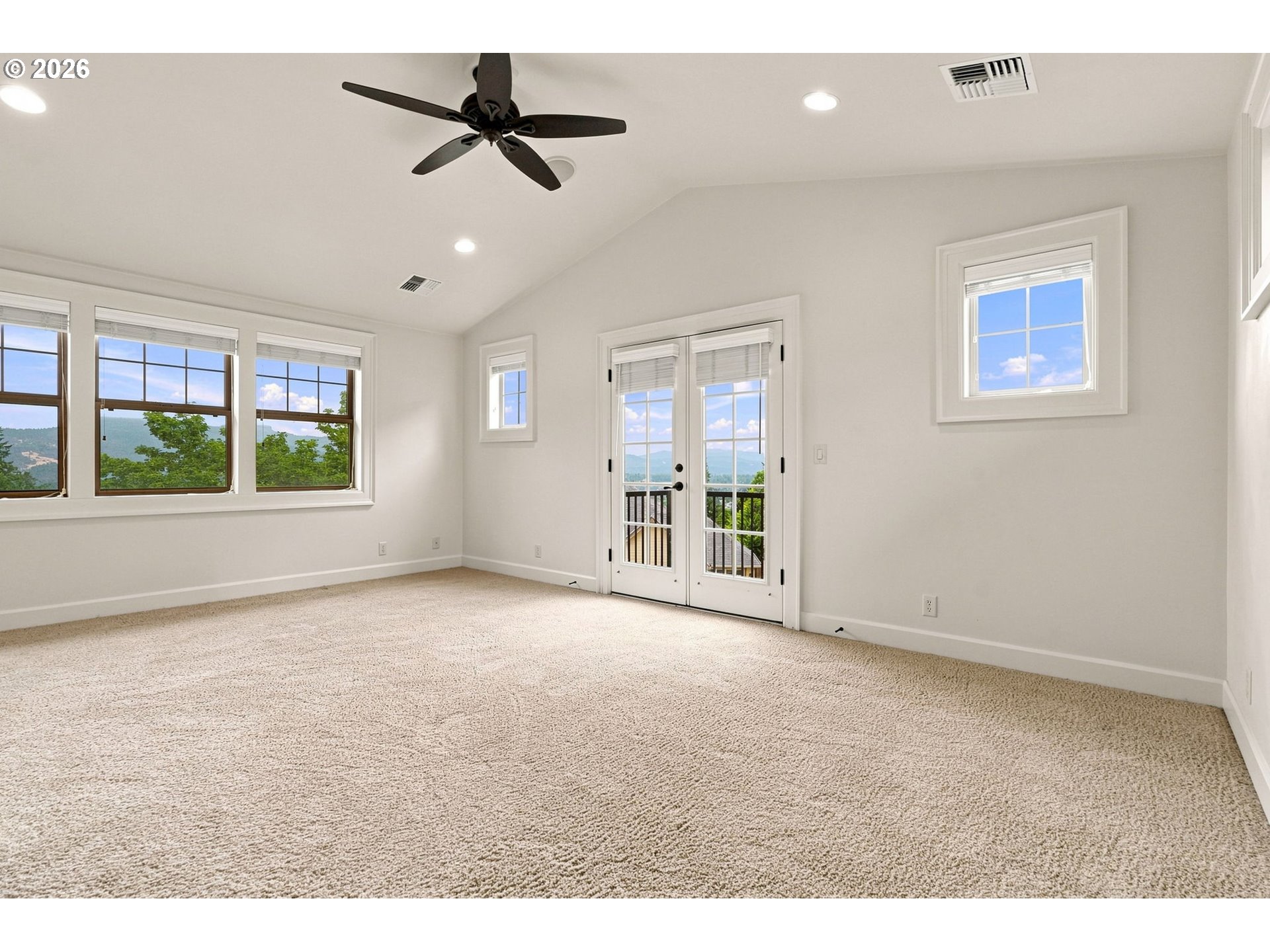Property photo 21 of 48