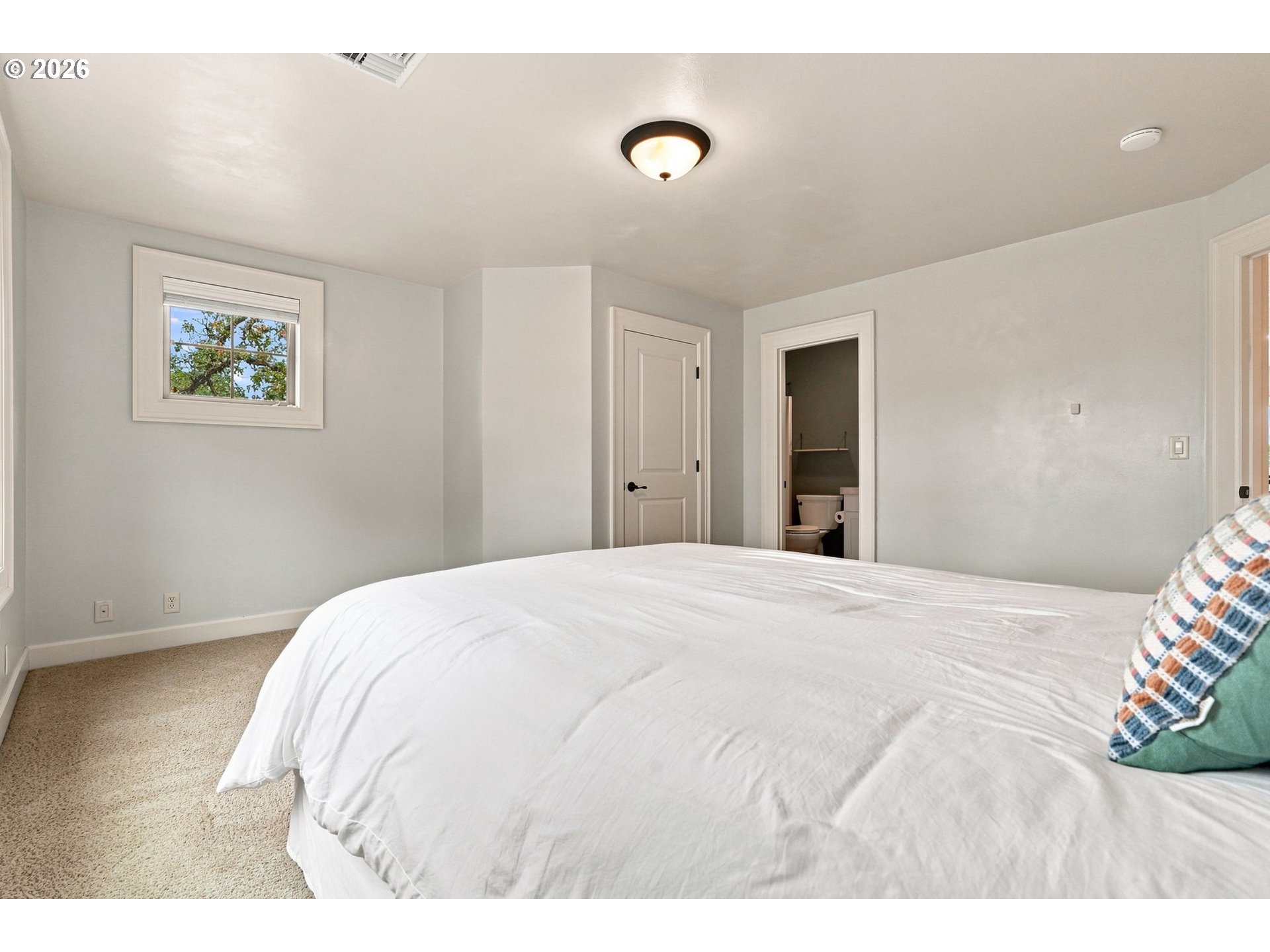 Property photo 27 of 48