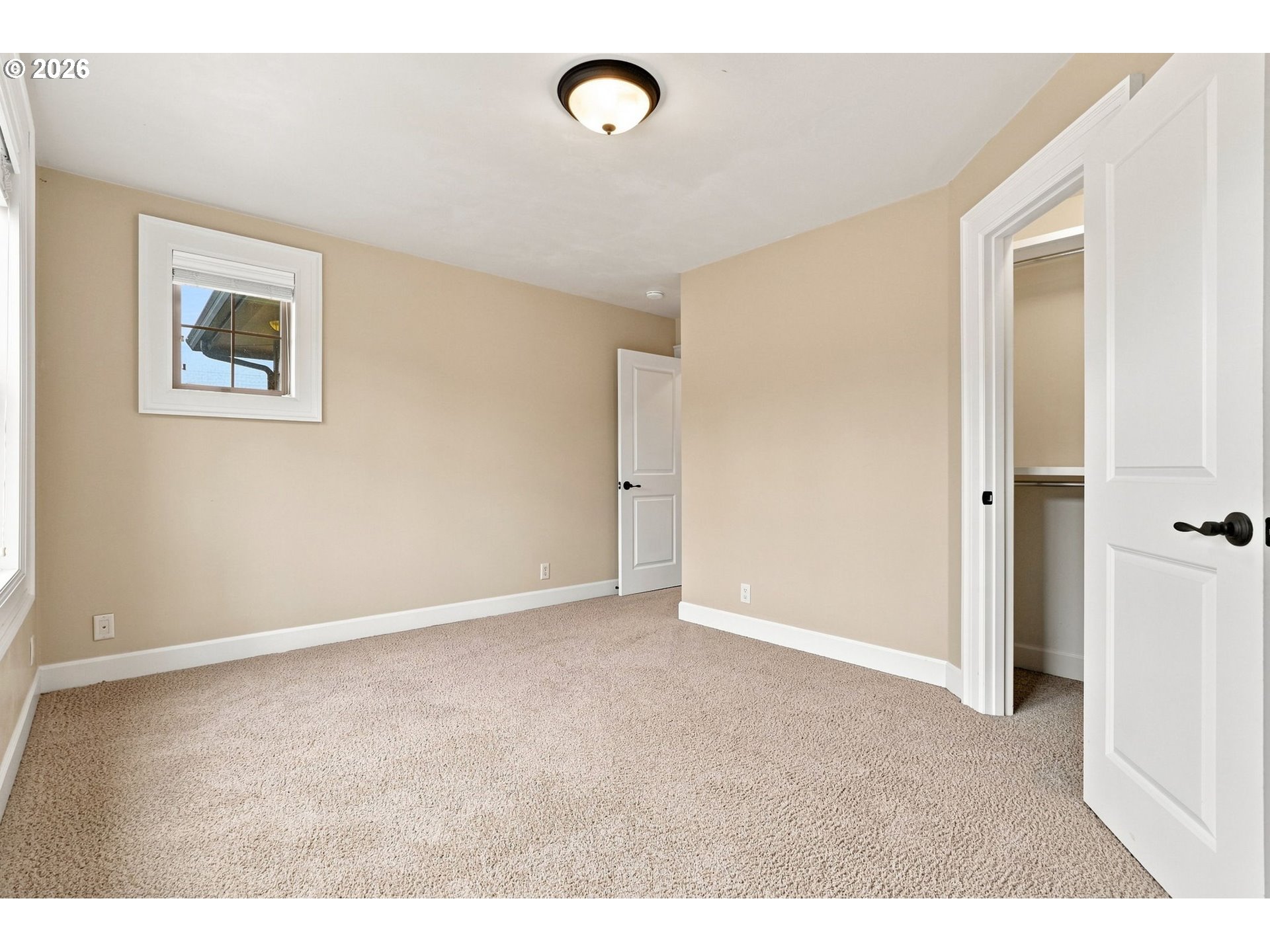Property photo 32 of 48