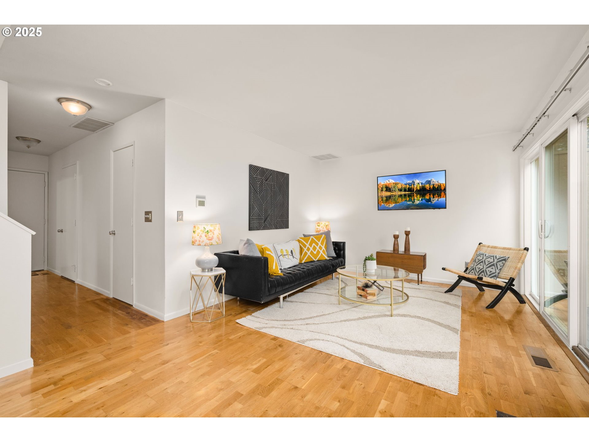 Photo #26: 348760928 Listing: Photo #26